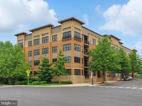 9521 BASTILLE STREET 403 FAIRFAX VA 22031