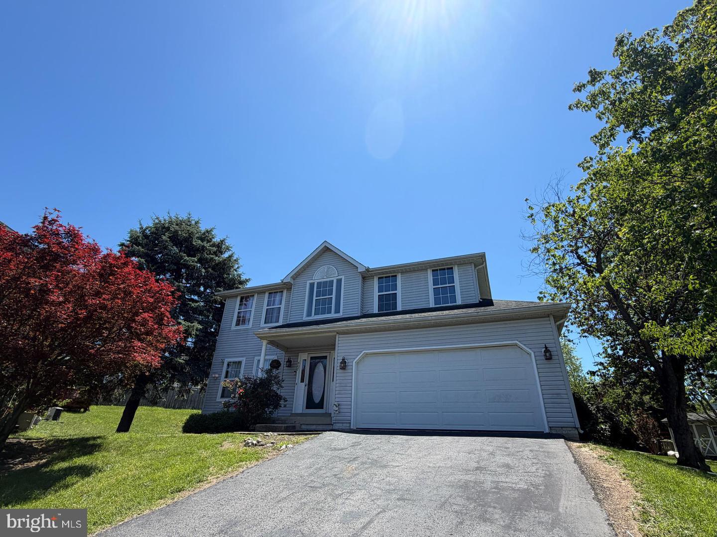 407 TAMARACK CIRCLE