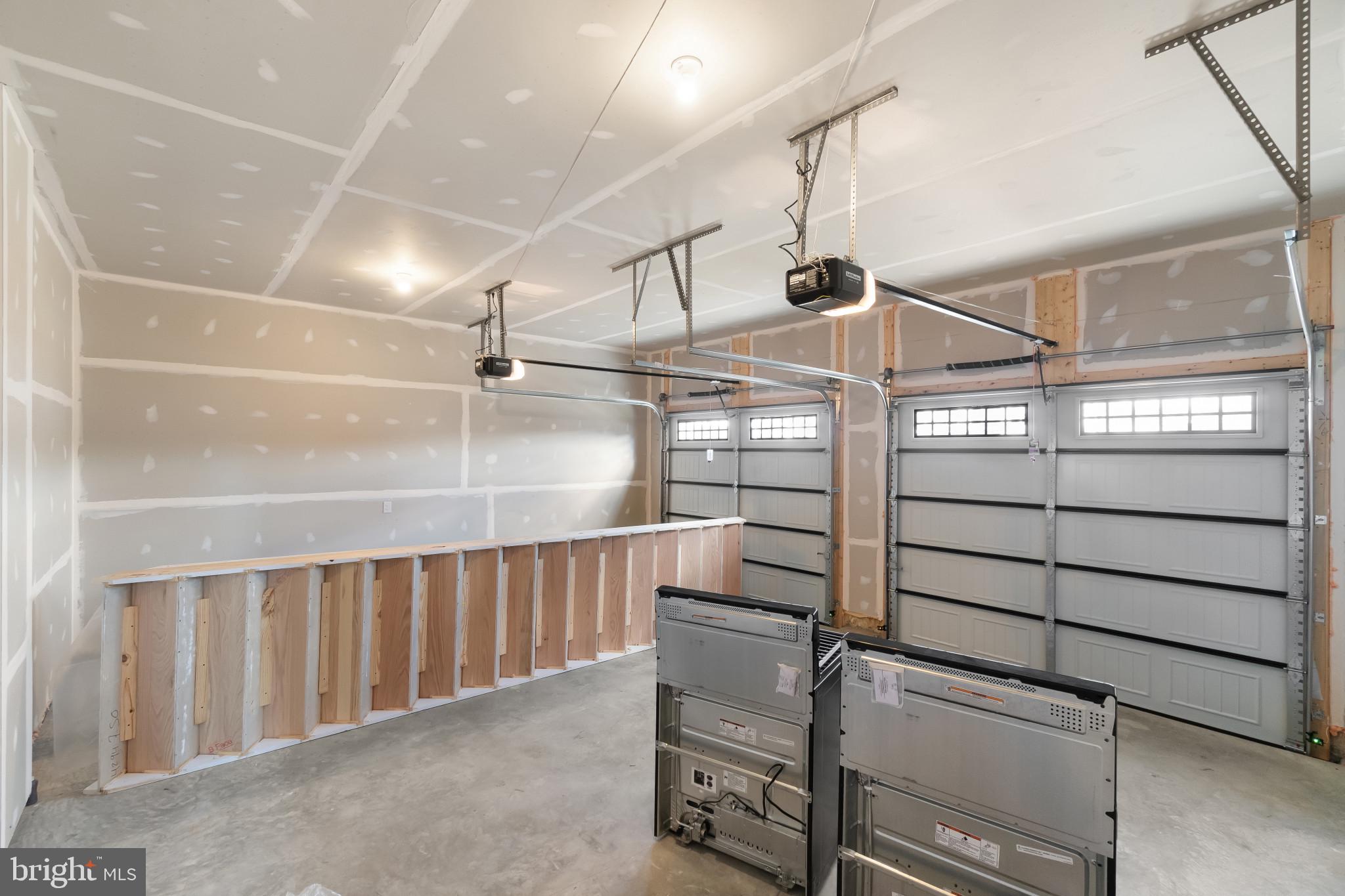 BEECHWOOD MANOR - Residential