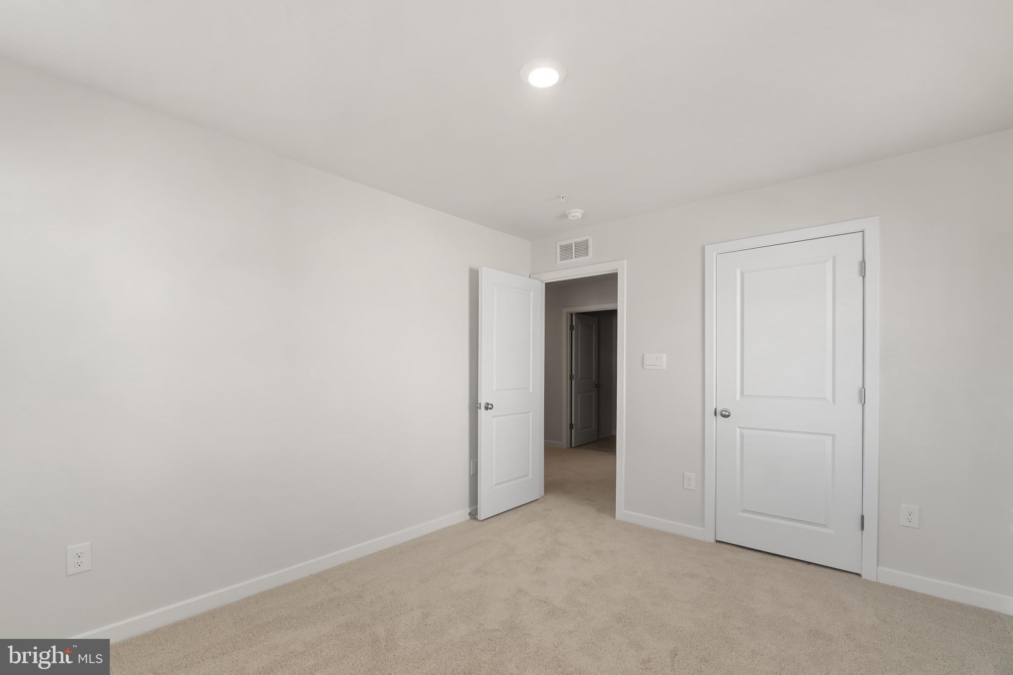 BEECHWOOD MANOR - Residential