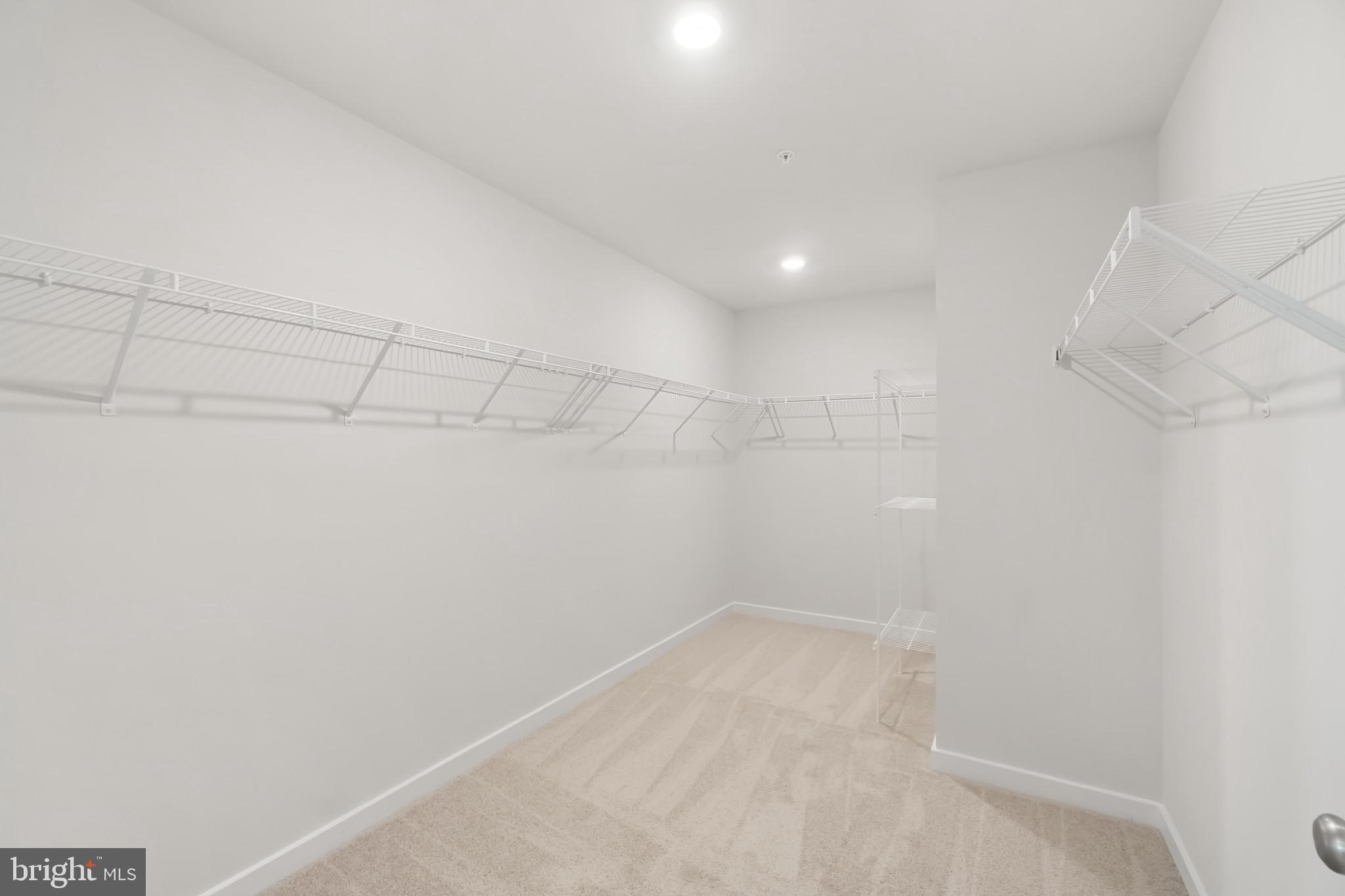 BEECHWOOD MANOR - Residential