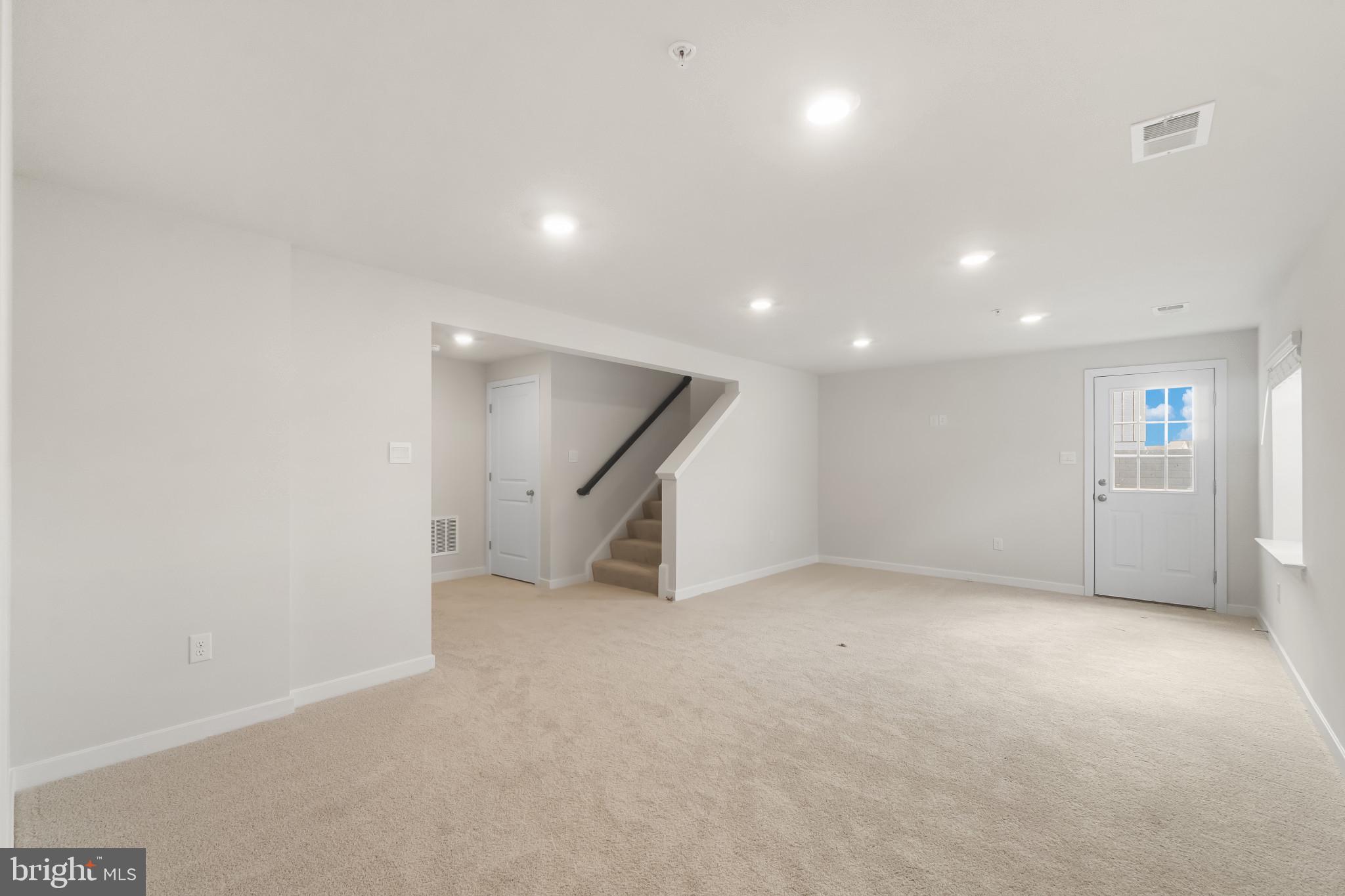 BEECHWOOD MANOR - Residential