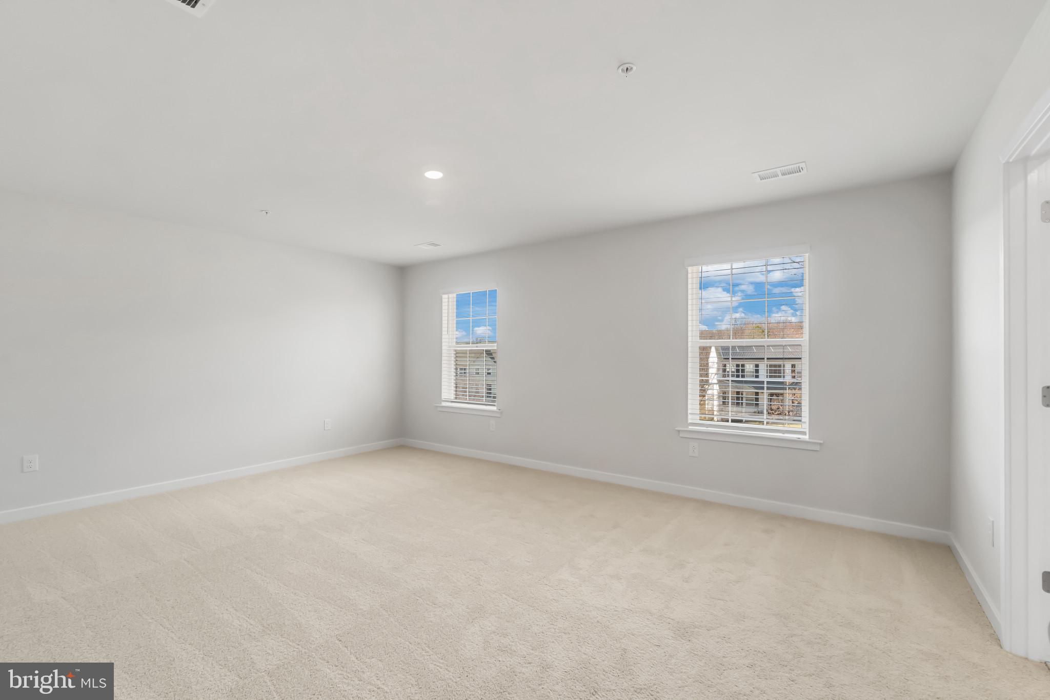 BEECHWOOD MANOR - Residential