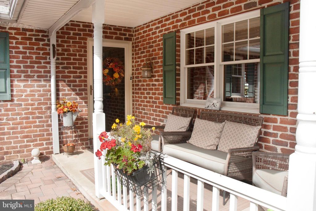 Photo of 1145 Brownstone Ridge, NEW HOLLAND, PA 17557 (MLS # PALA2077988)