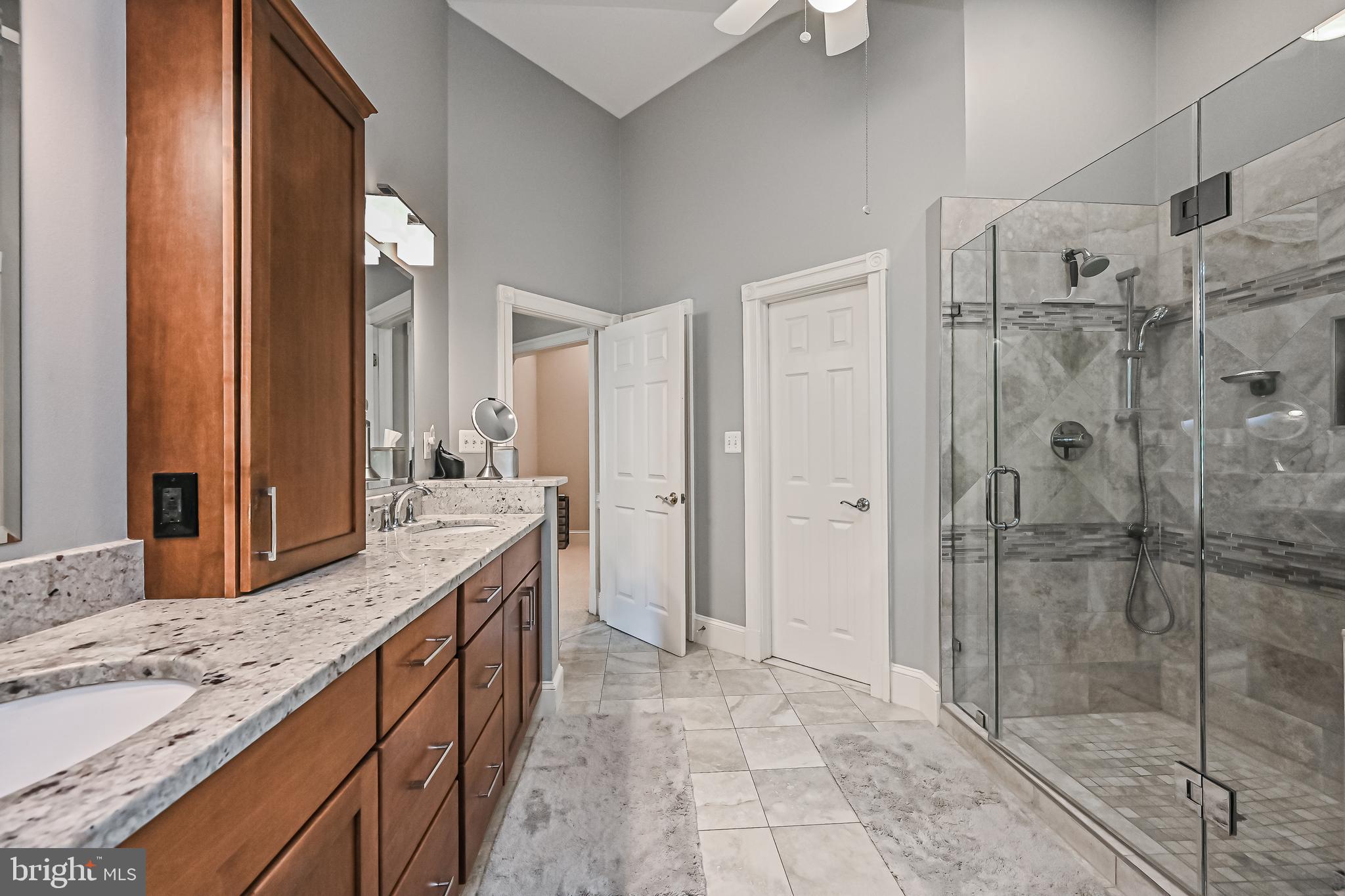 CEDAR LANE - Residential