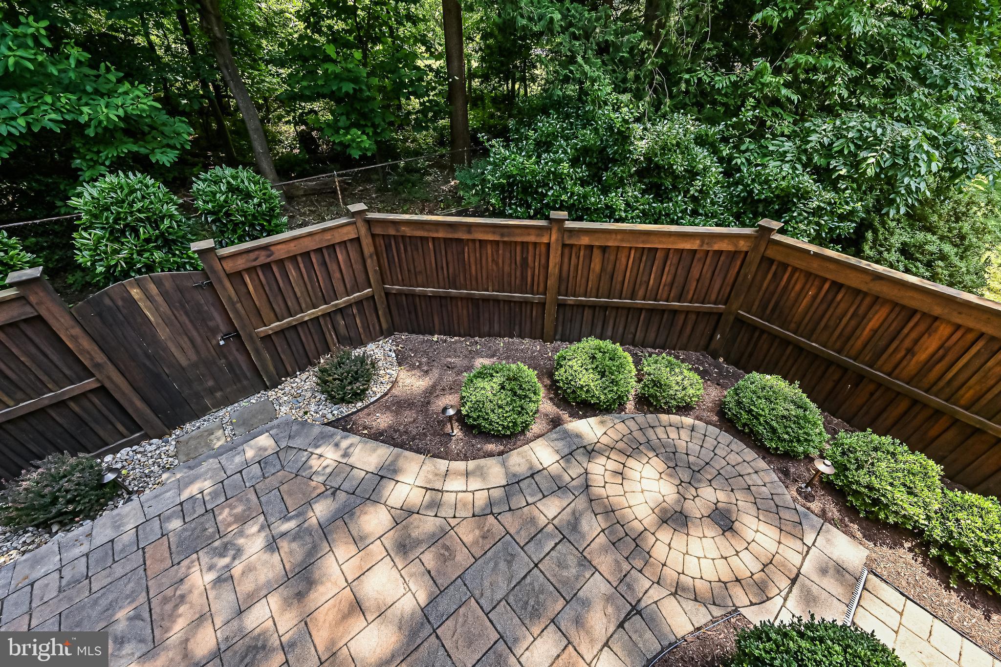 CEDAR LANE - Residential