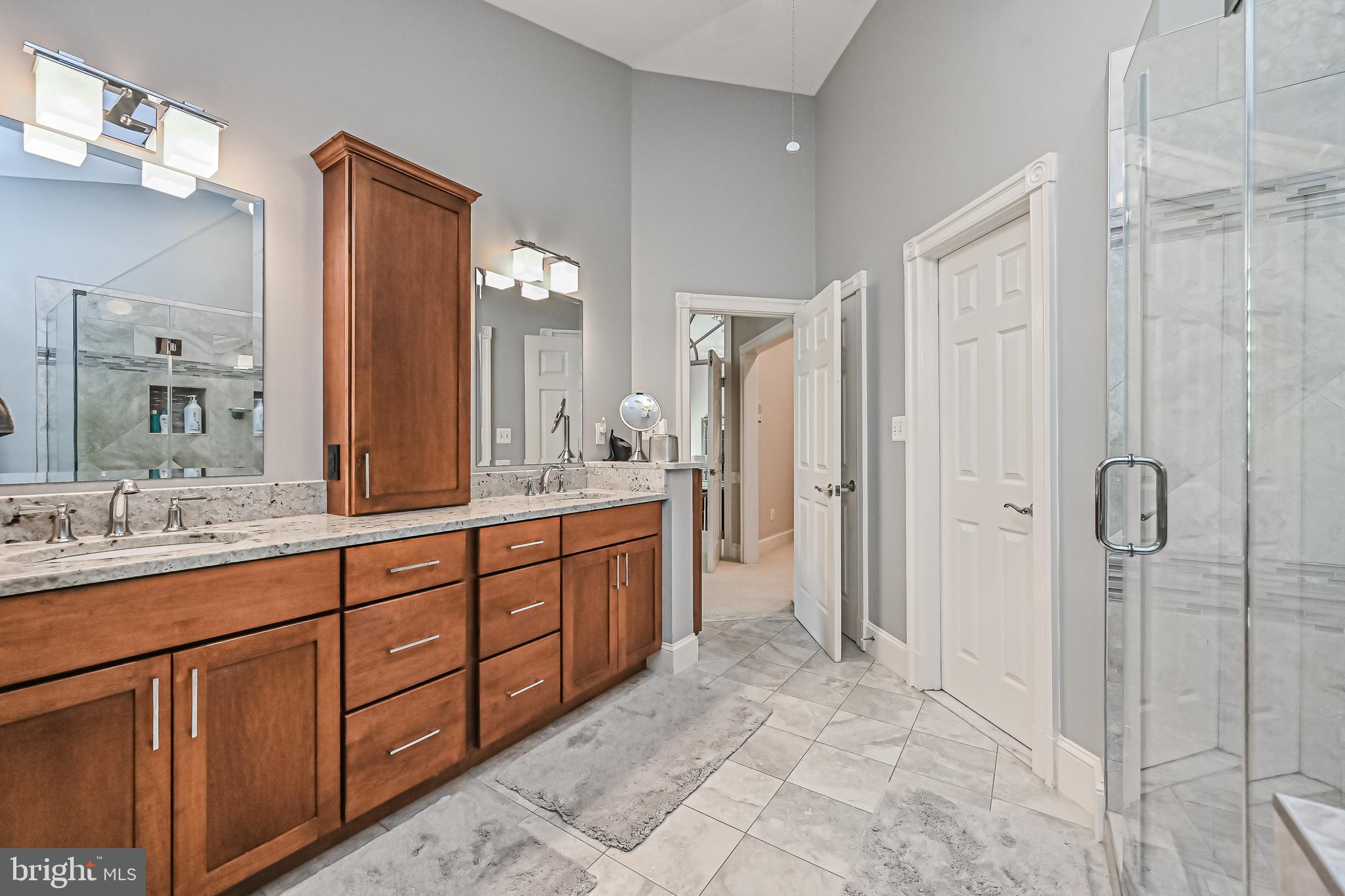 CEDAR LANE - Residential