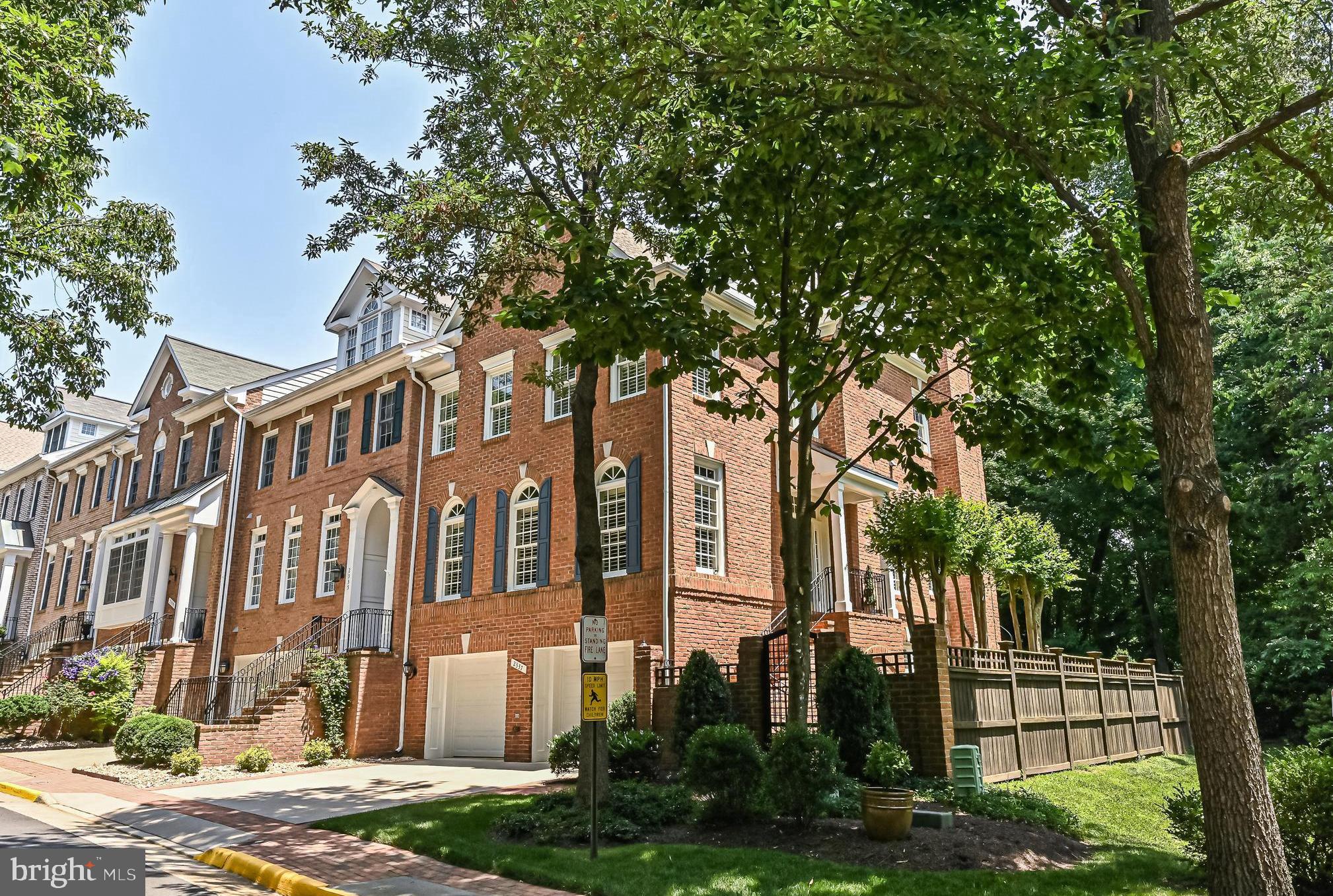 CEDAR LANE - Residential