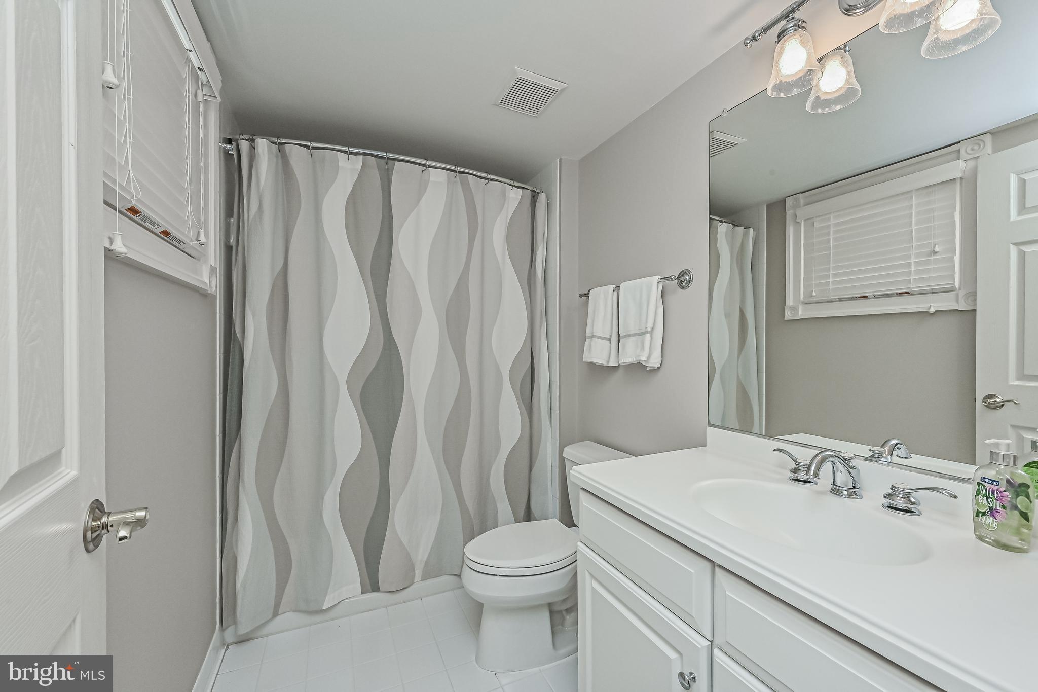 CEDAR LANE - Residential