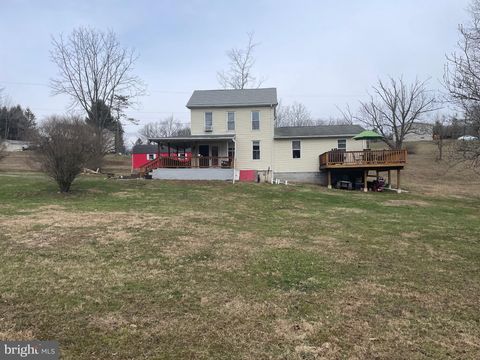 12 THRUSH HOLLOW LANE NEW RINGGOLD PA 17960