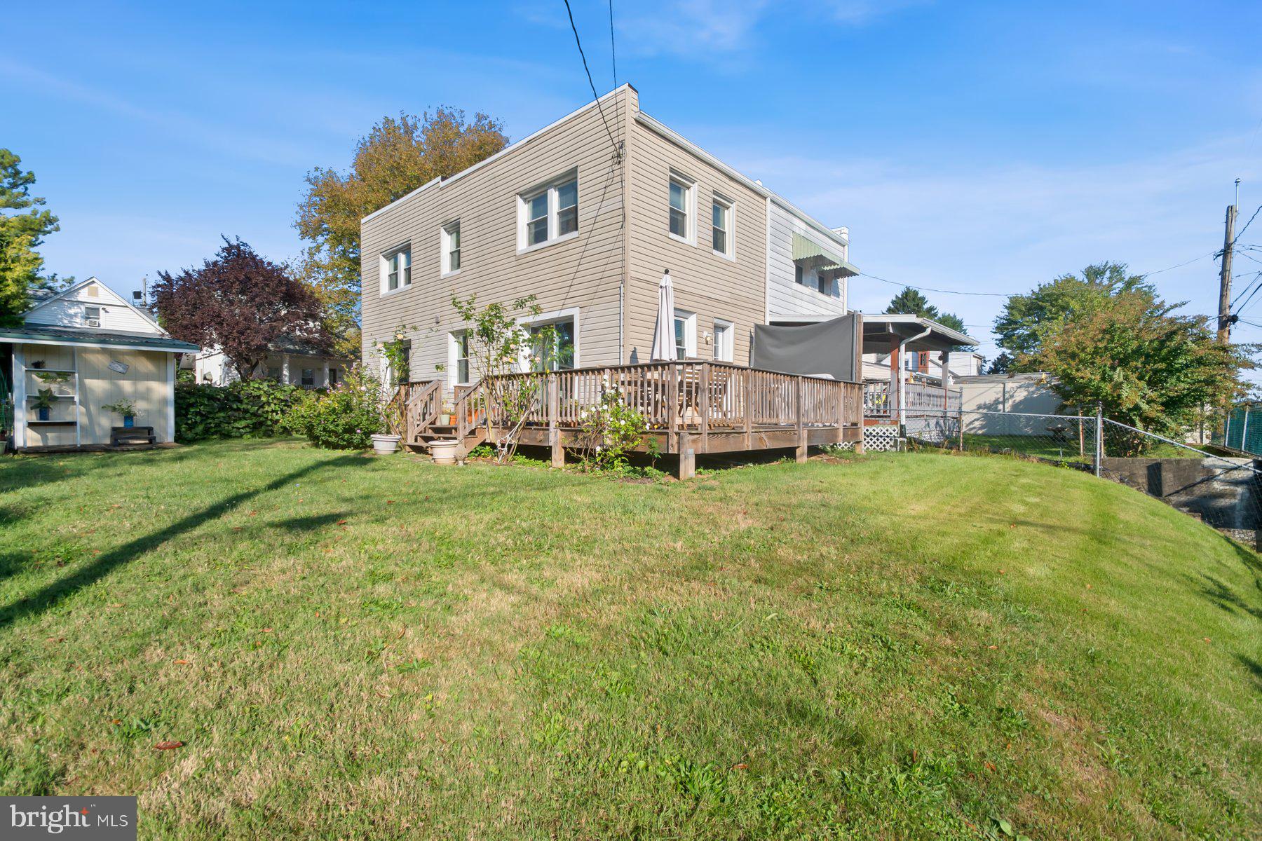 MEDFIELD - Residential