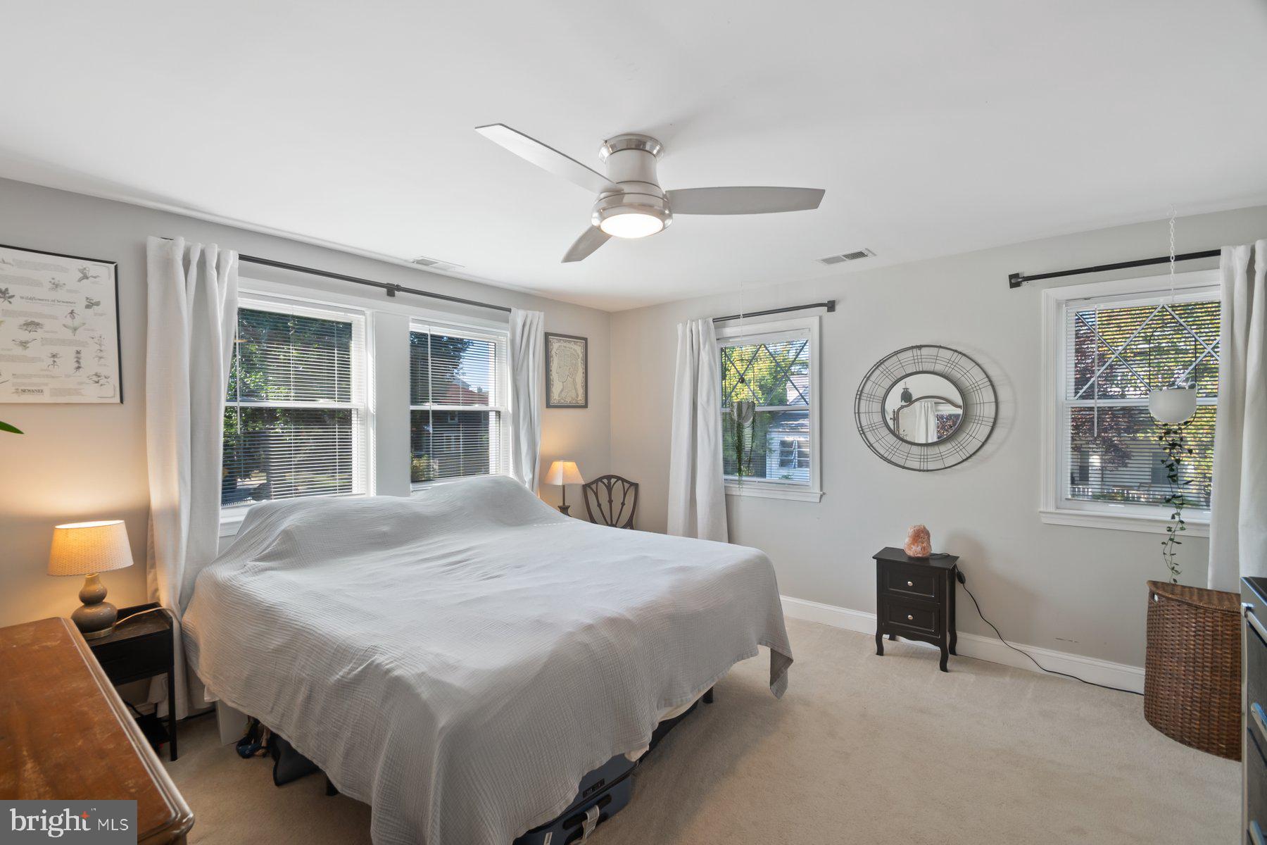 MEDFIELD - Residential