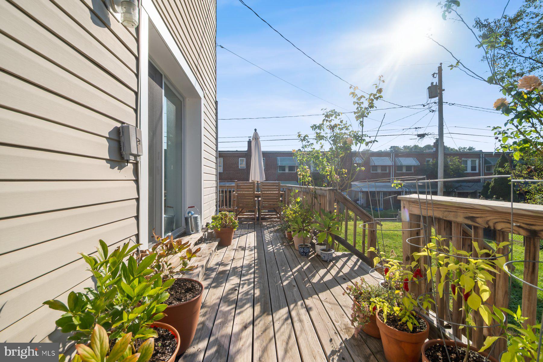 MEDFIELD - Residential
