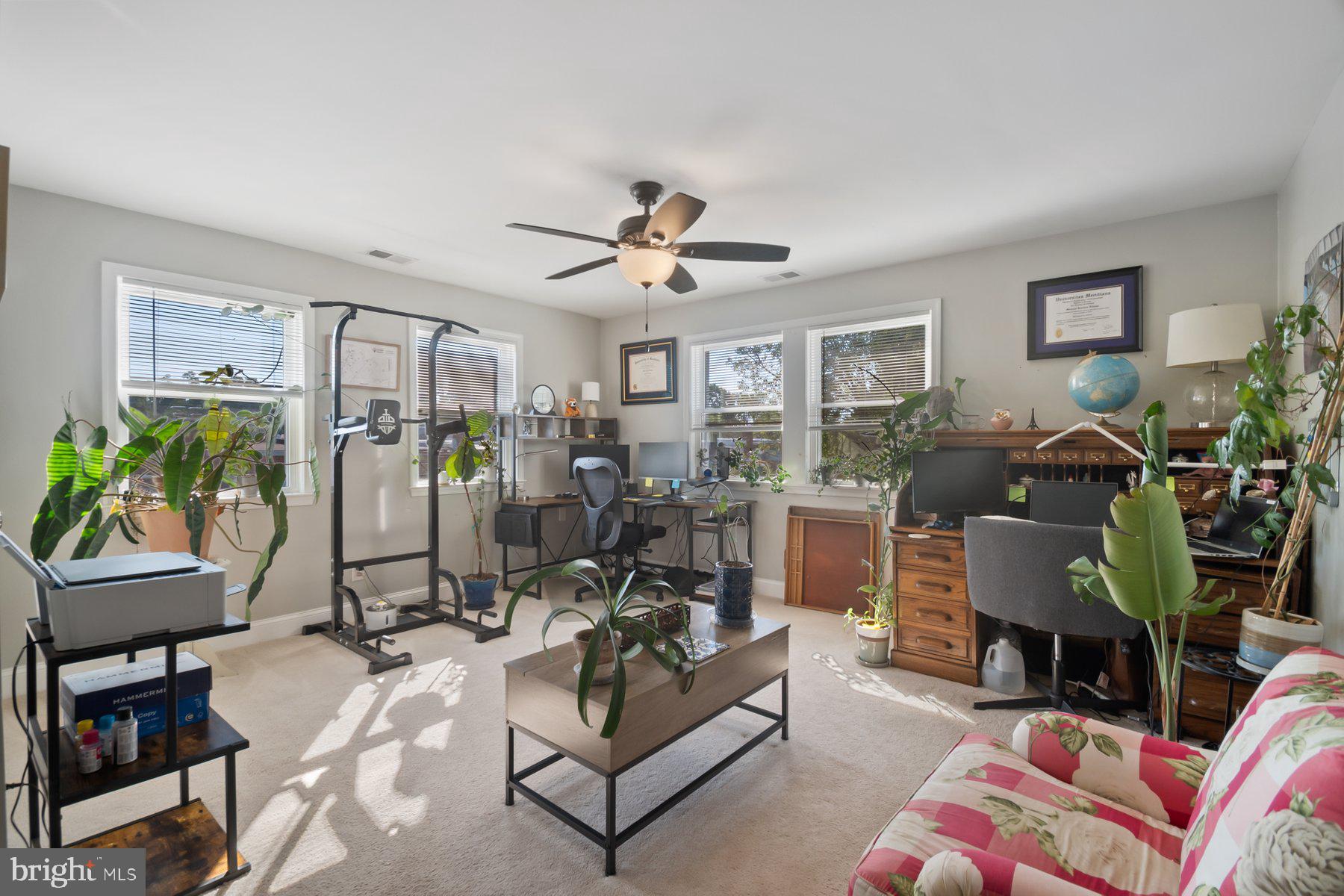 MEDFIELD - Residential