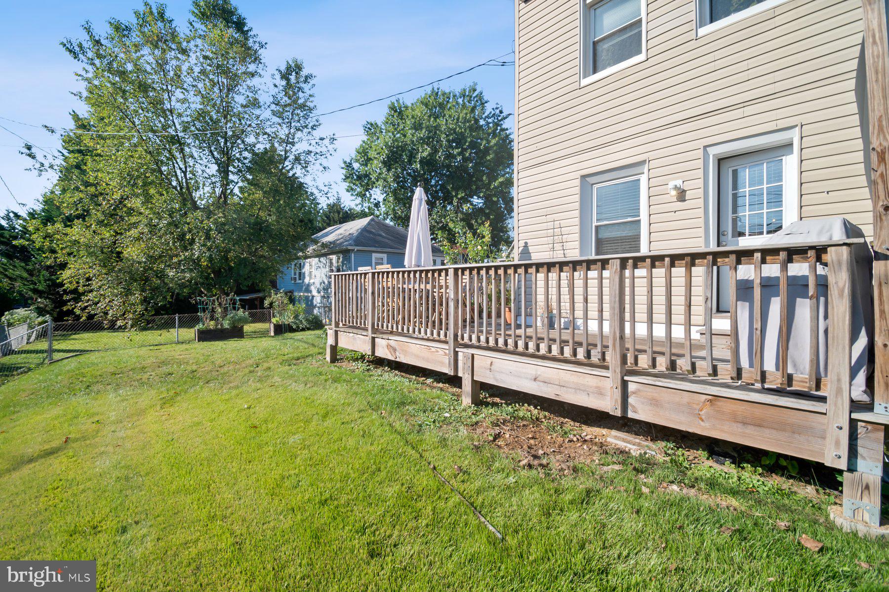 MEDFIELD - Residential