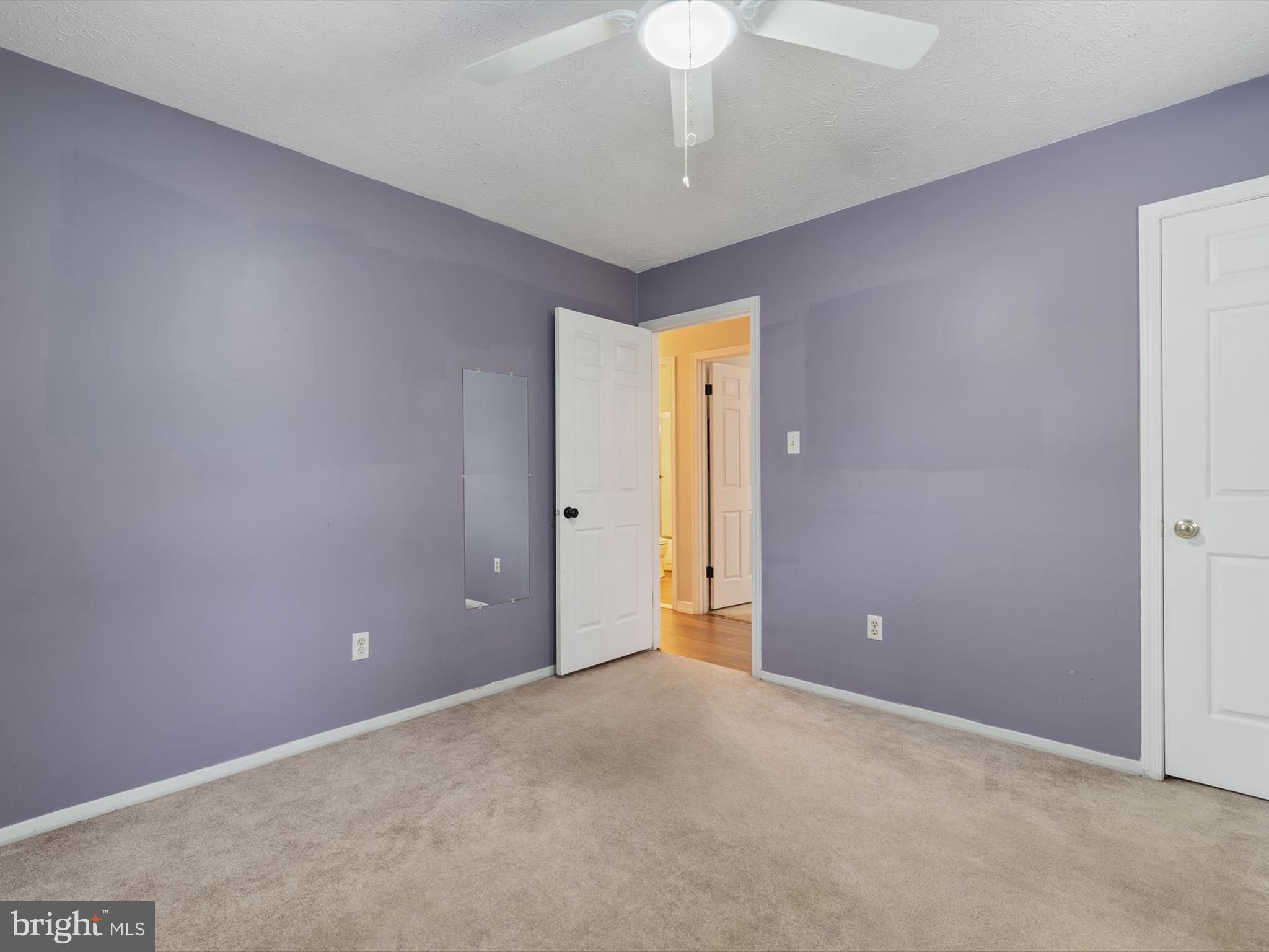 HUNTERS POINTE - Residential