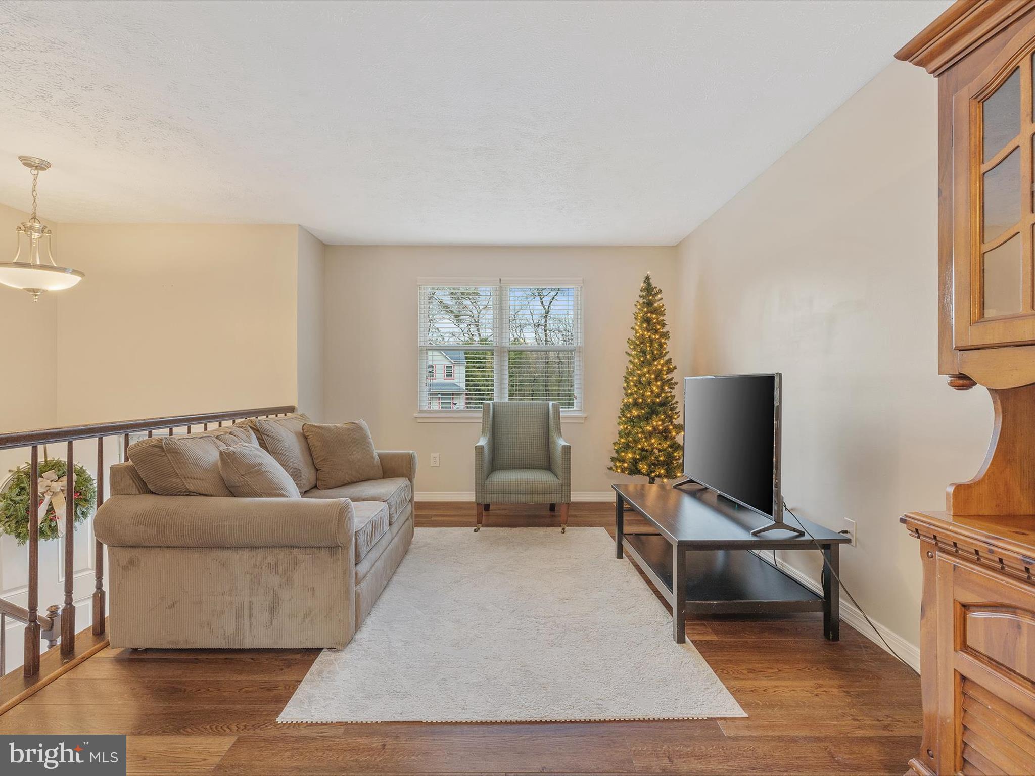 HUNTERS POINTE - Residential