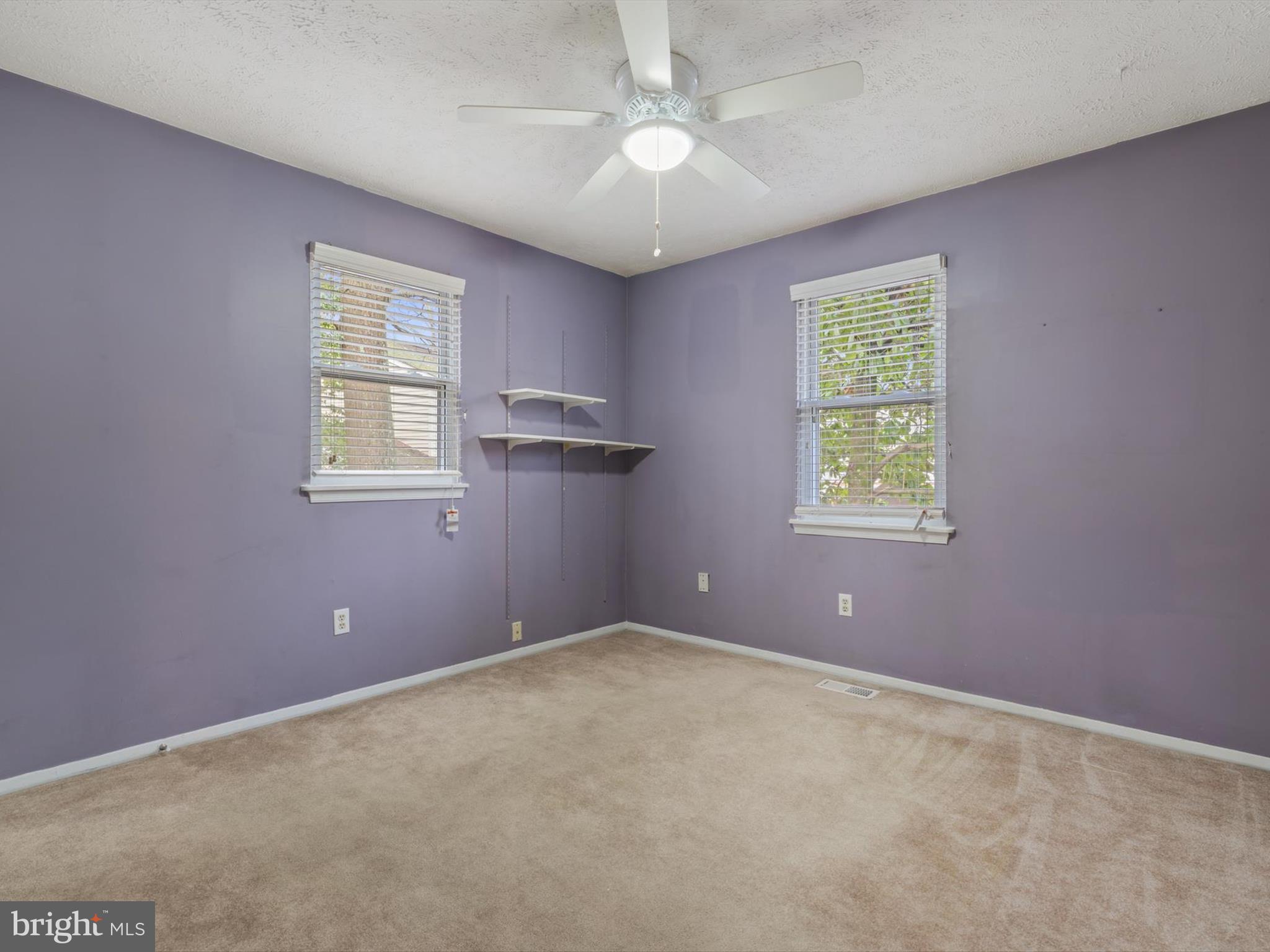 HUNTERS POINTE - Residential