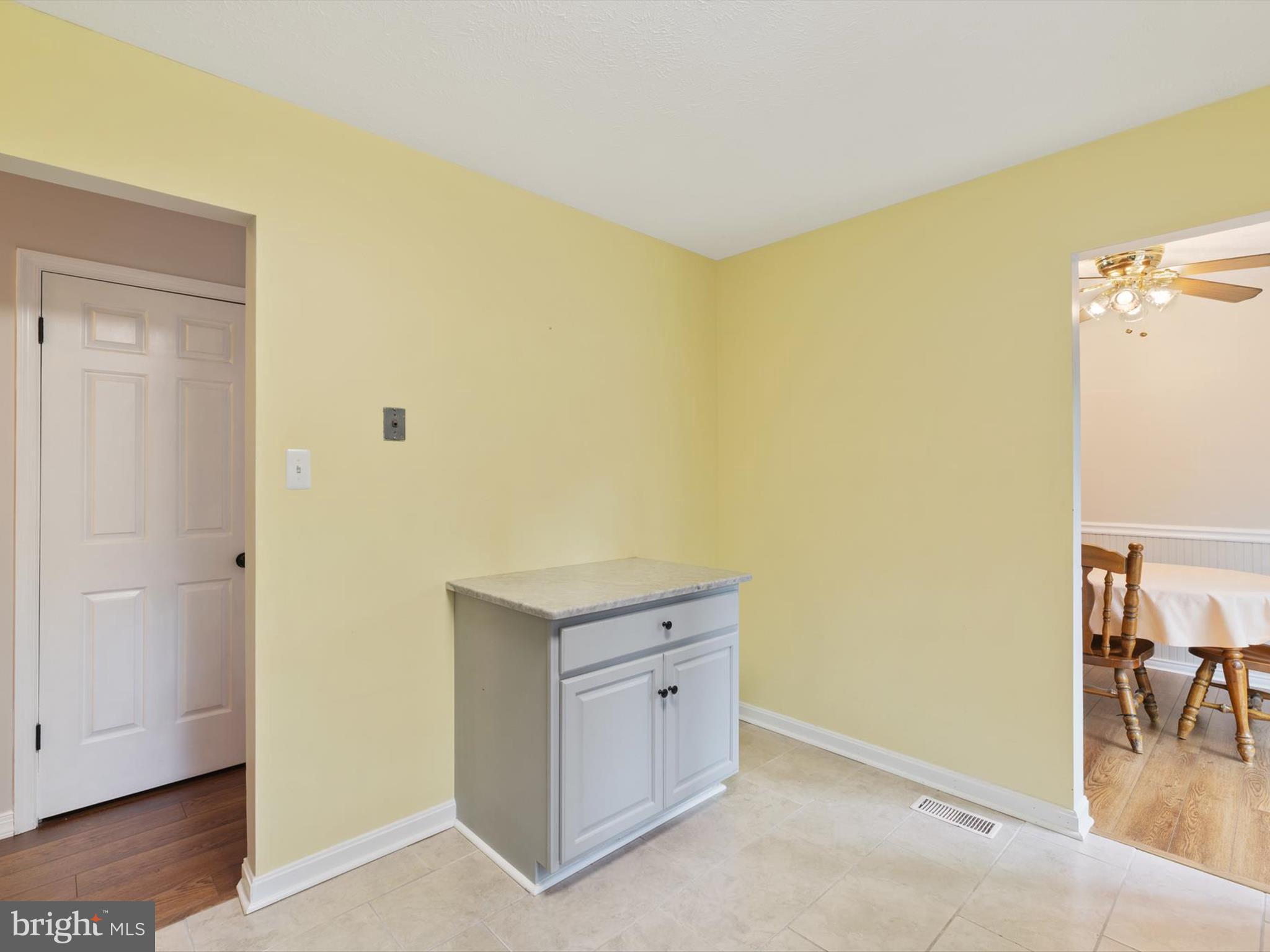 HUNTERS POINTE - Residential