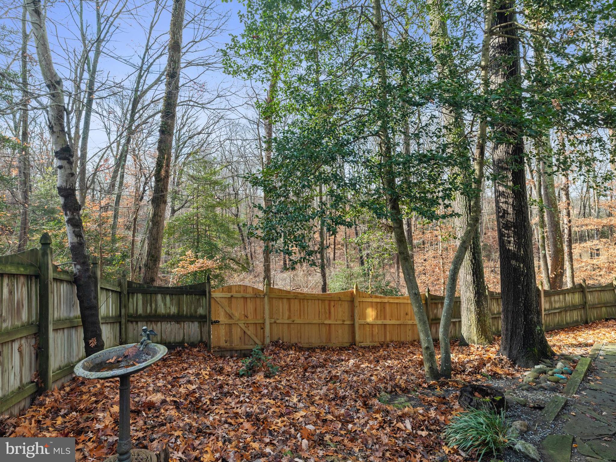 HUNTERS POINTE - Residential