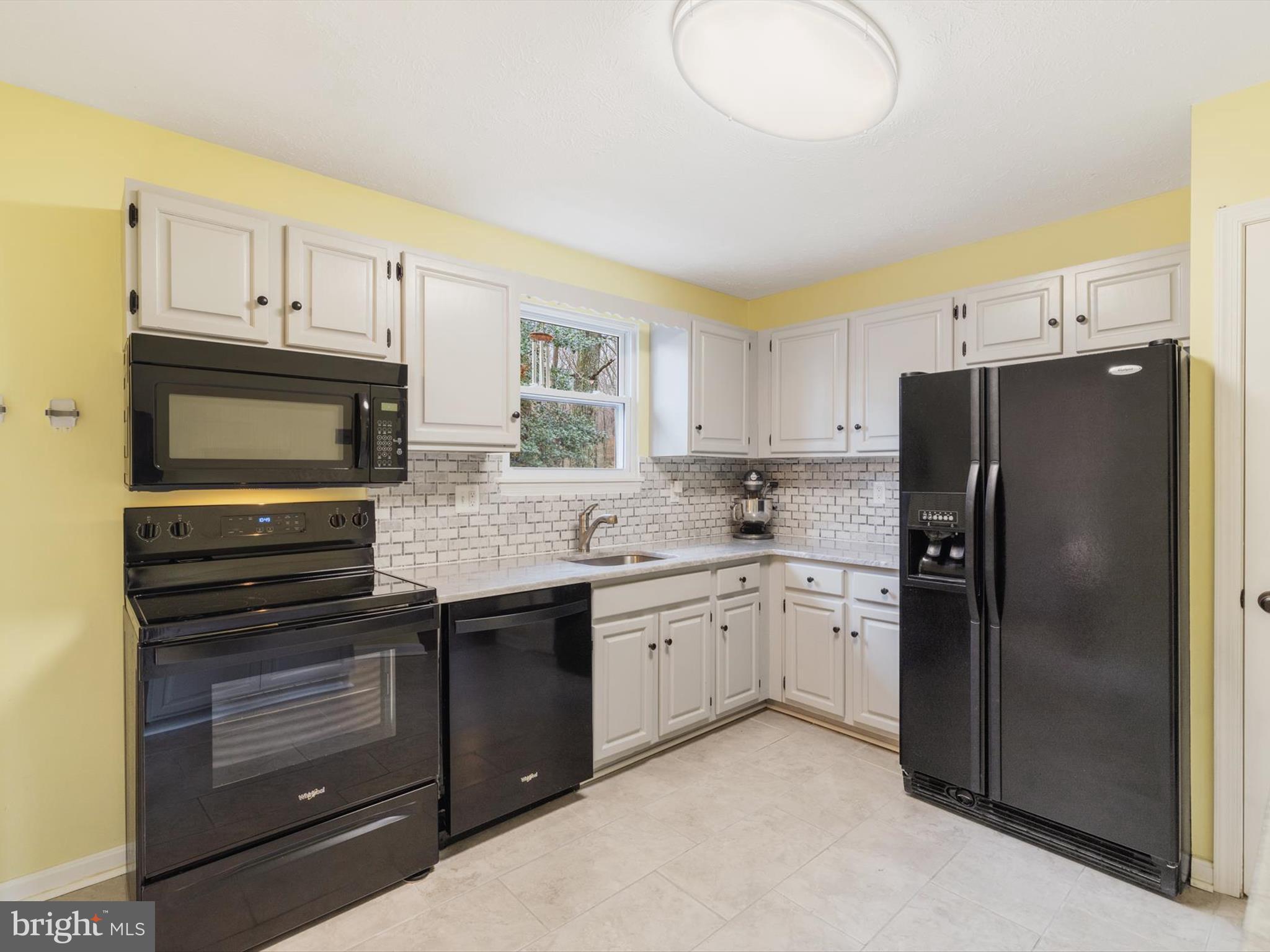 HUNTERS POINTE - Residential