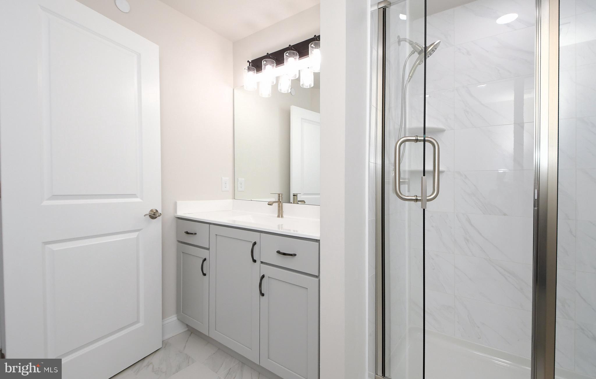 STUART CREEK FARMS - Residential Lease