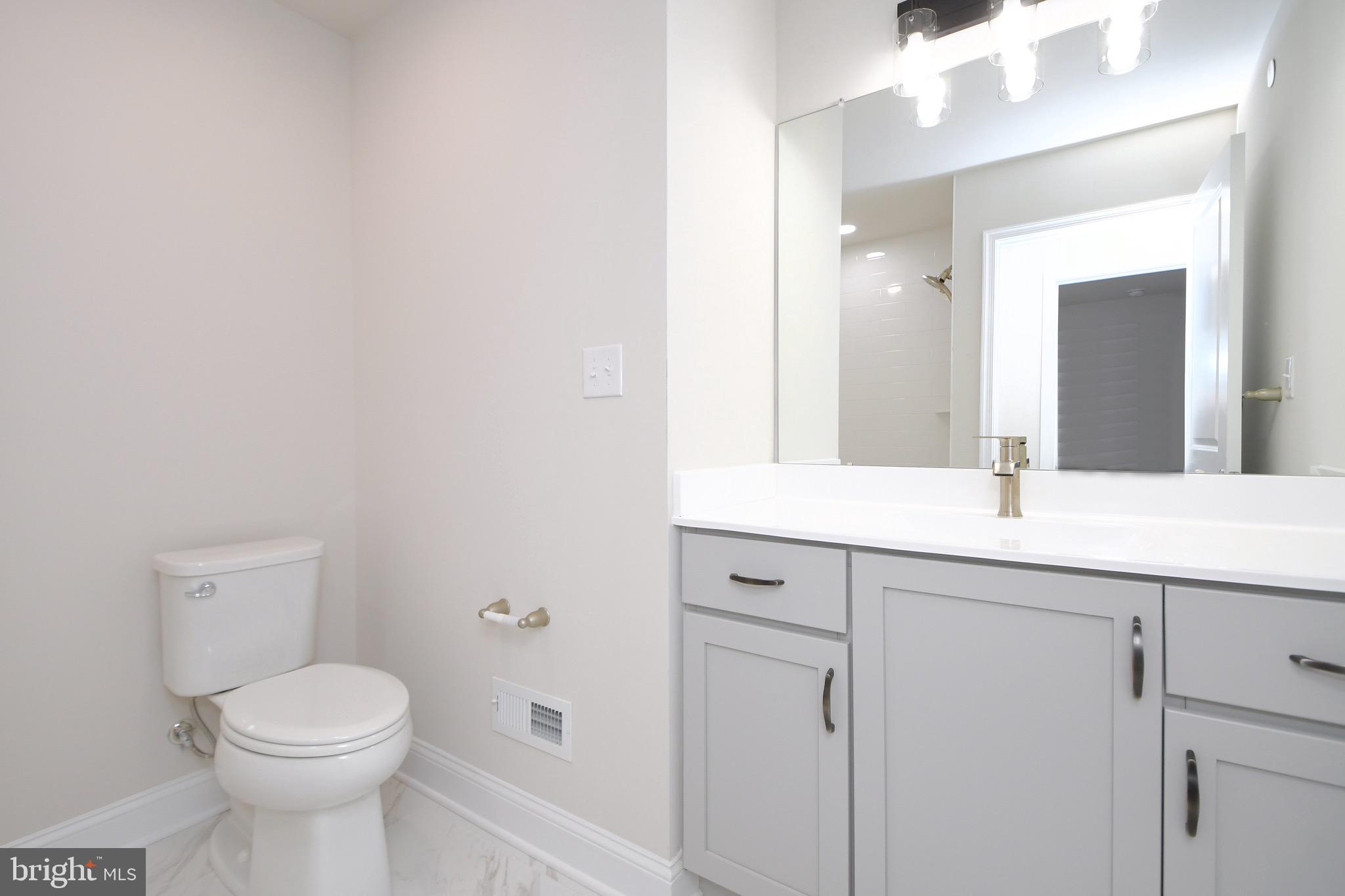 STUART CREEK FARMS - Residential Lease