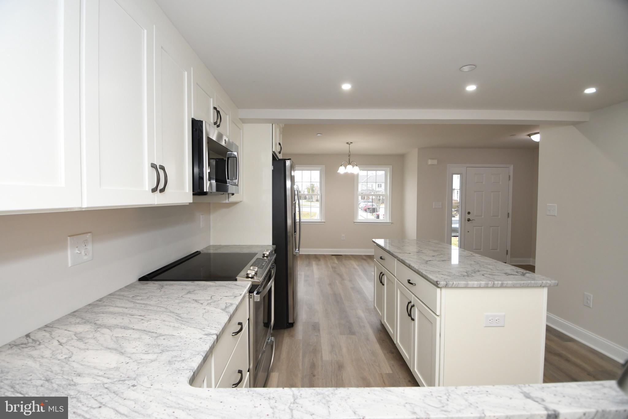 STUART CREEK FARMS - Residential Lease