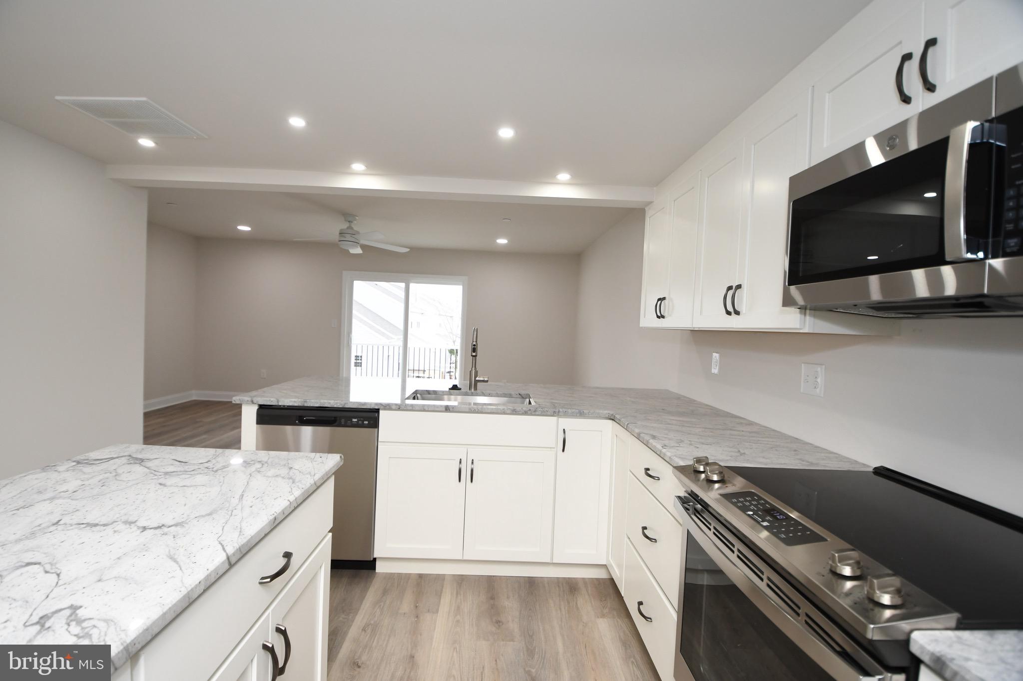 STUART CREEK FARMS - Residential Lease