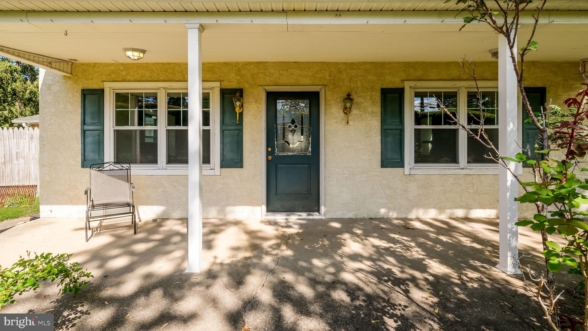 WILLOW MANOR - Residential