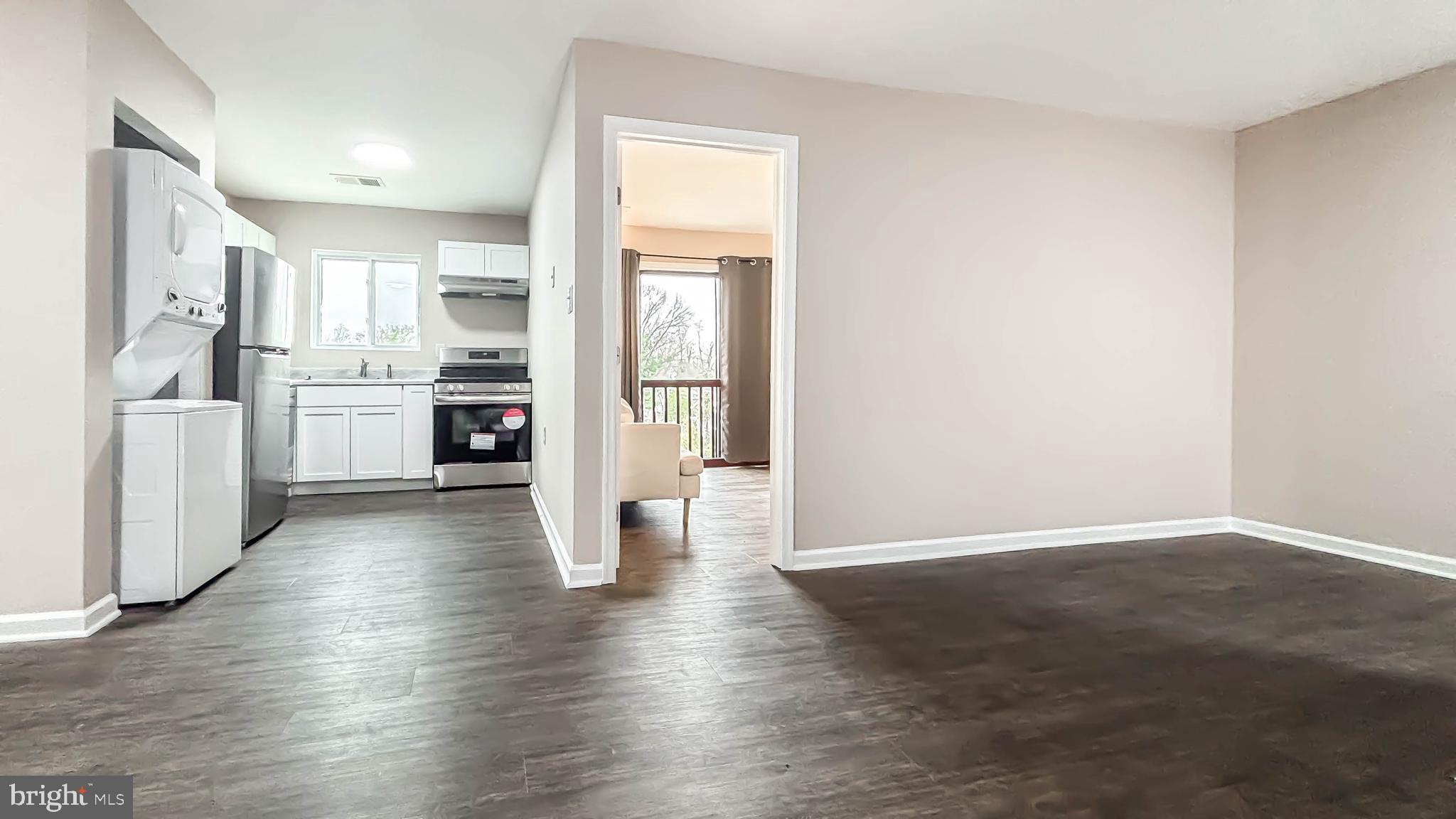 PIKESVILLE - Residential