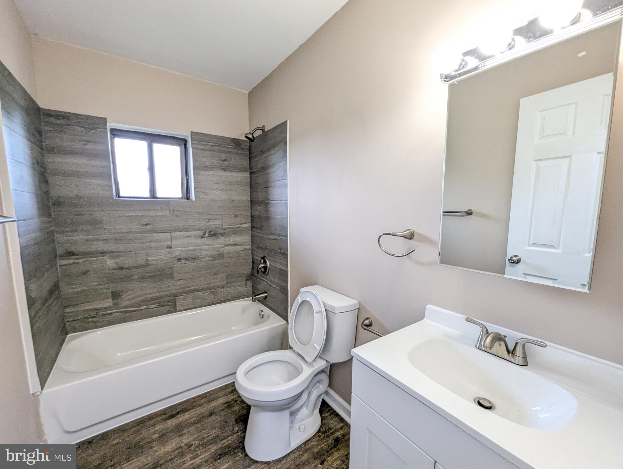 PIKESVILLE - Residential