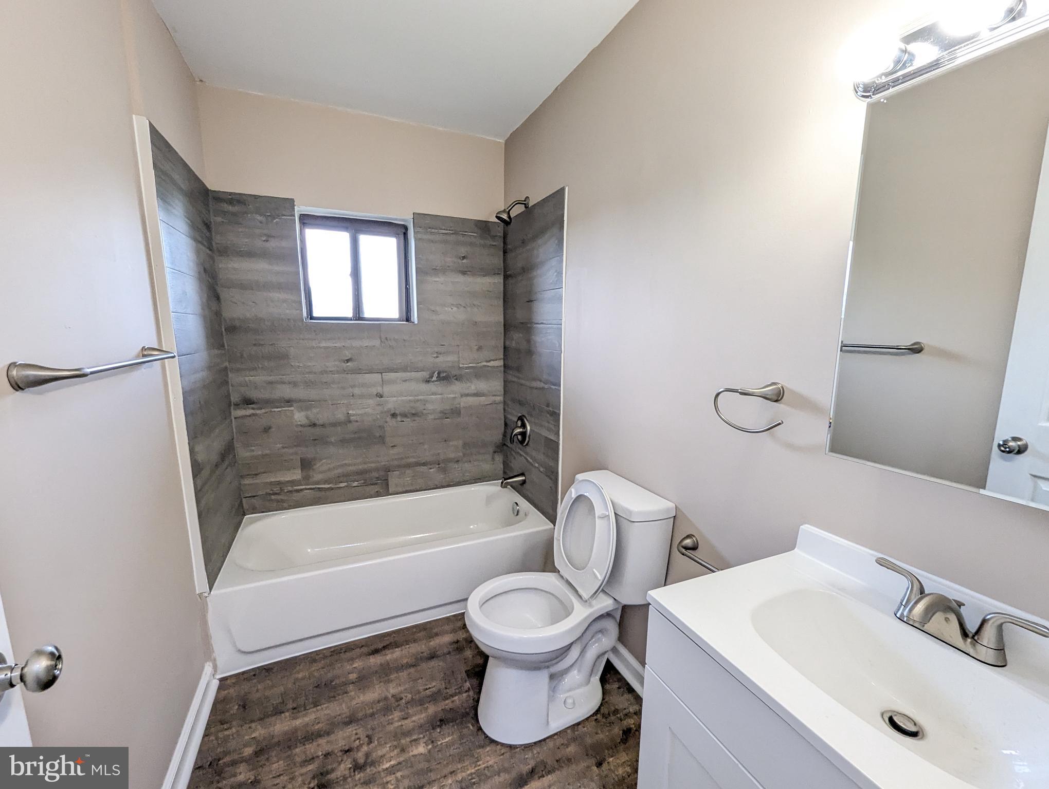 PIKESVILLE - Residential