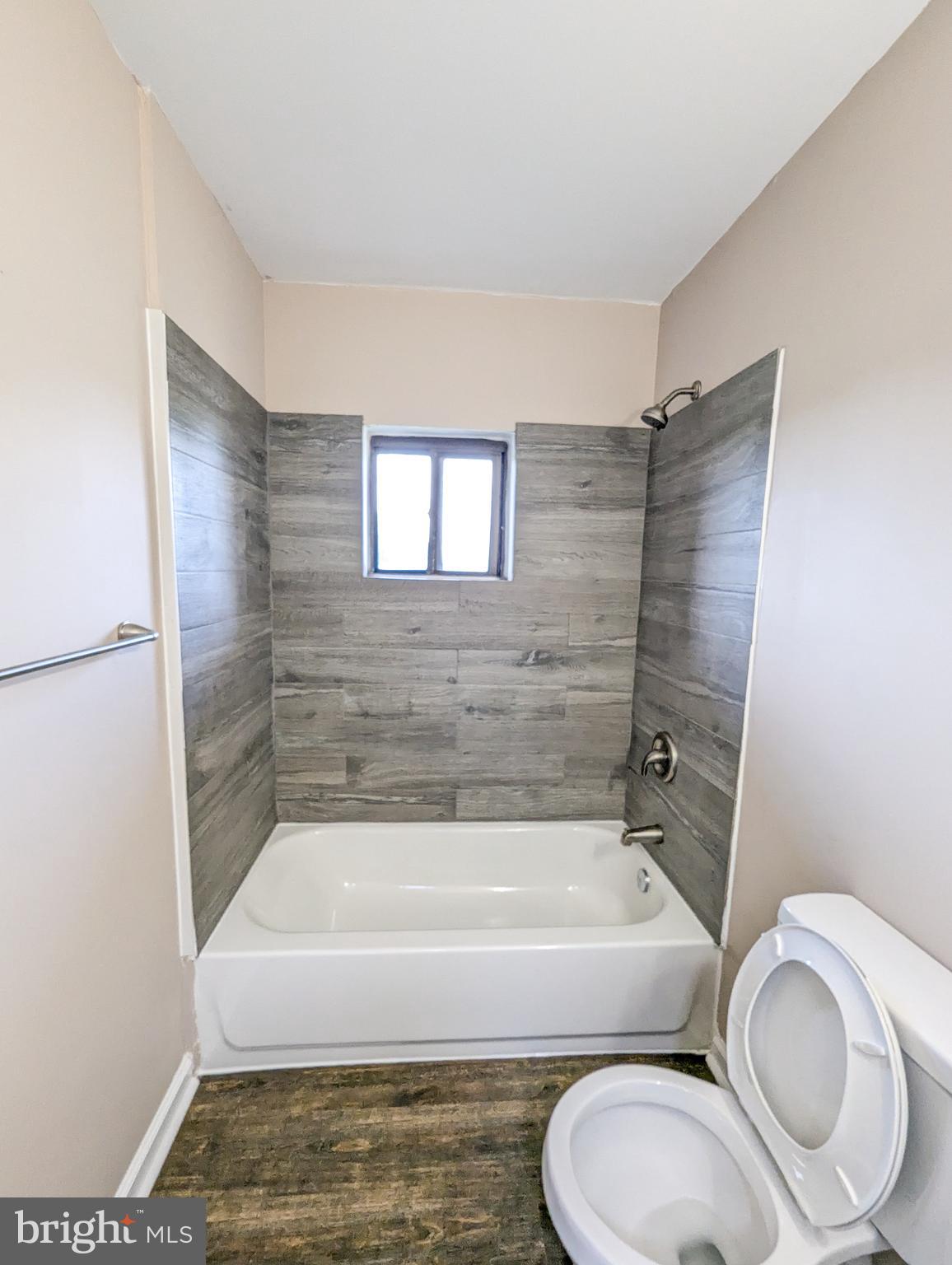 PIKESVILLE - Residential