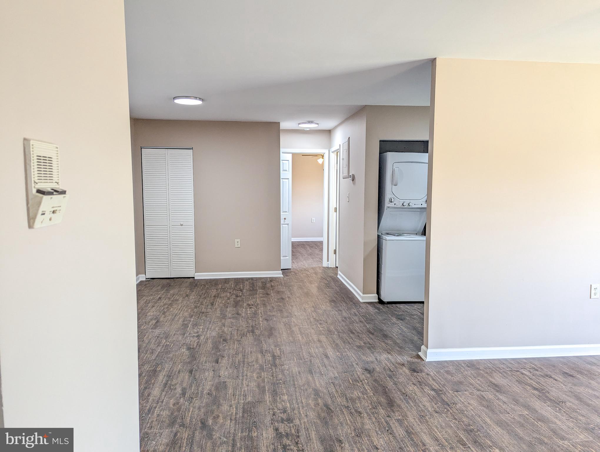 PIKESVILLE - Residential