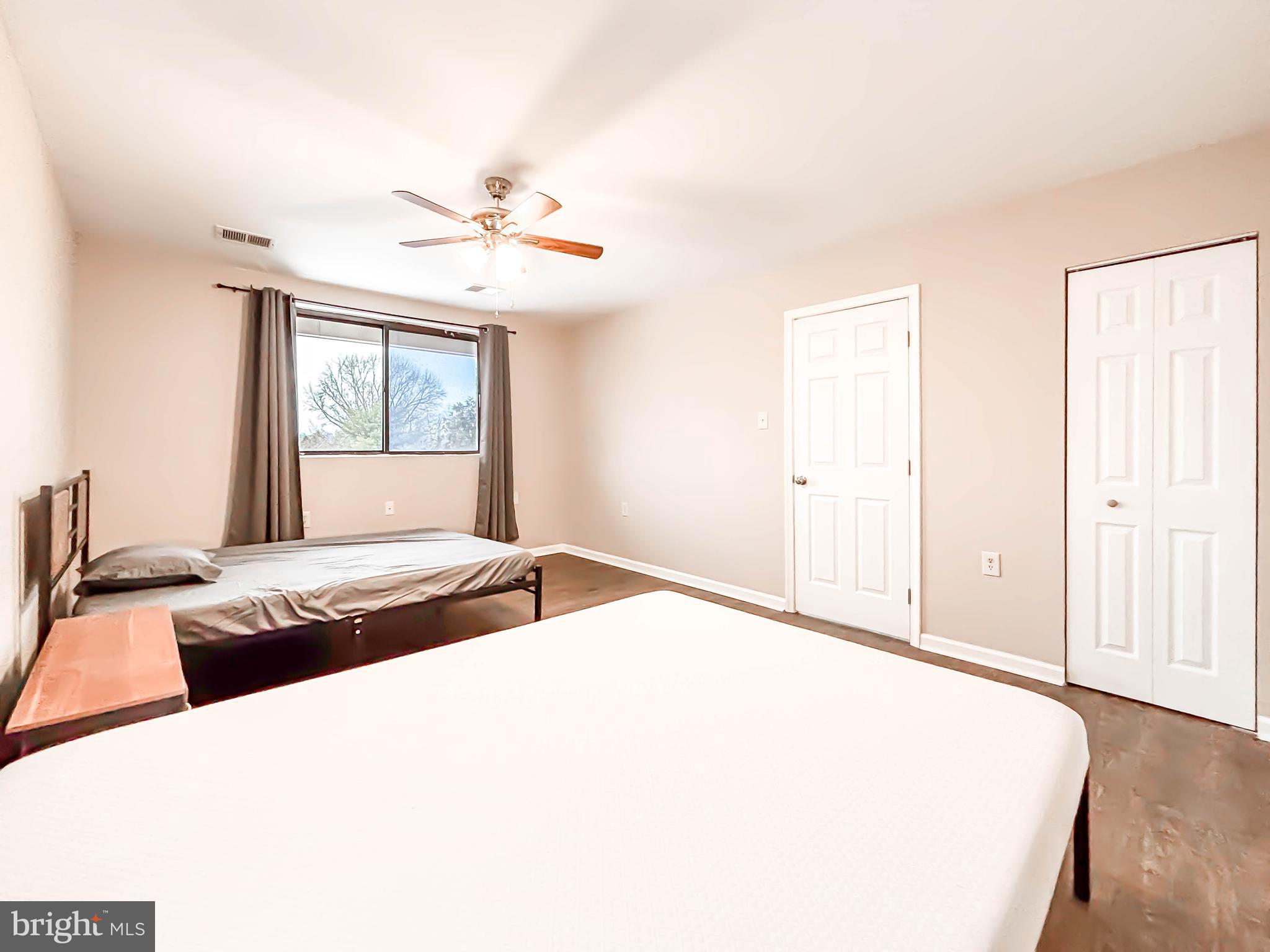 PIKESVILLE - Residential