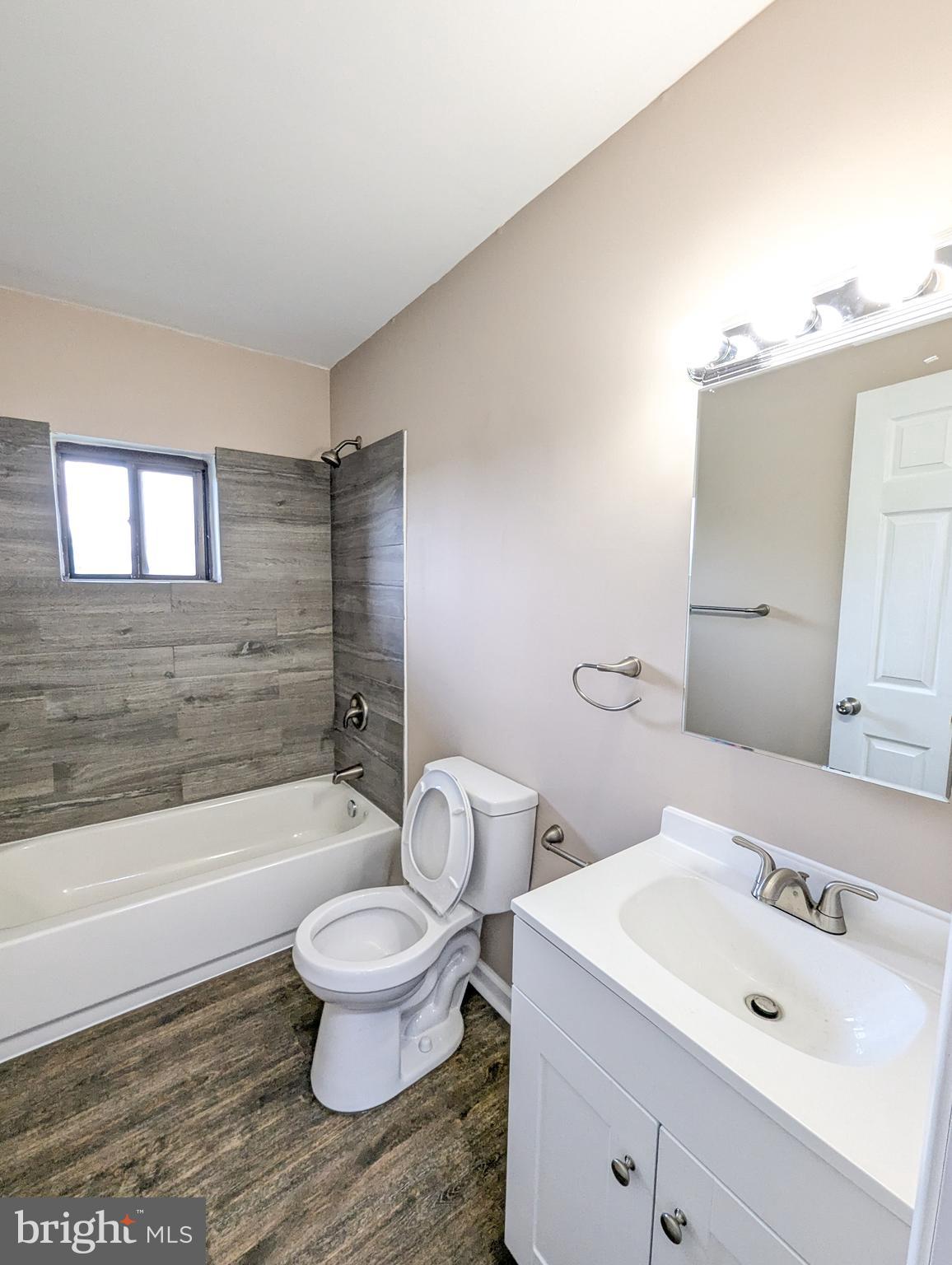 PIKESVILLE - Residential