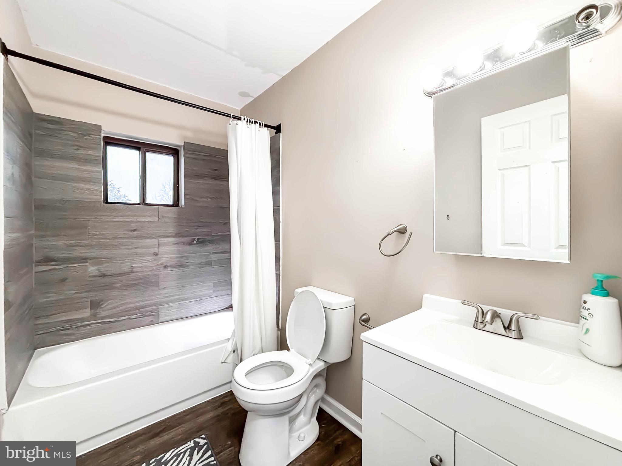 PIKESVILLE - Residential