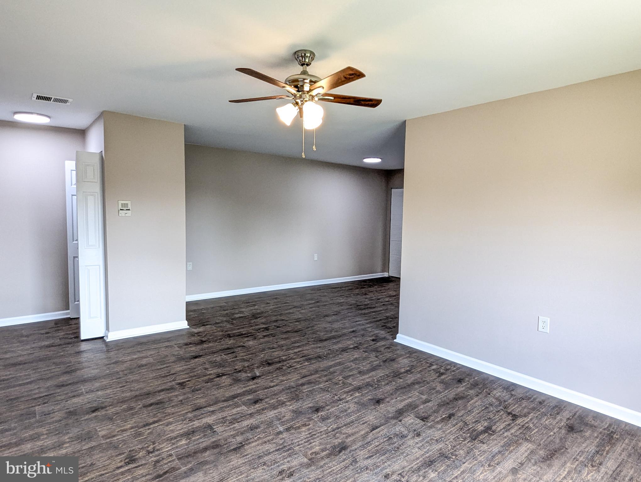 PIKESVILLE - Residential