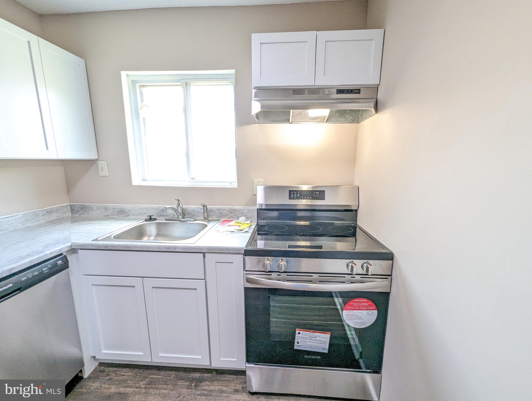 PIKESVILLE - Residential