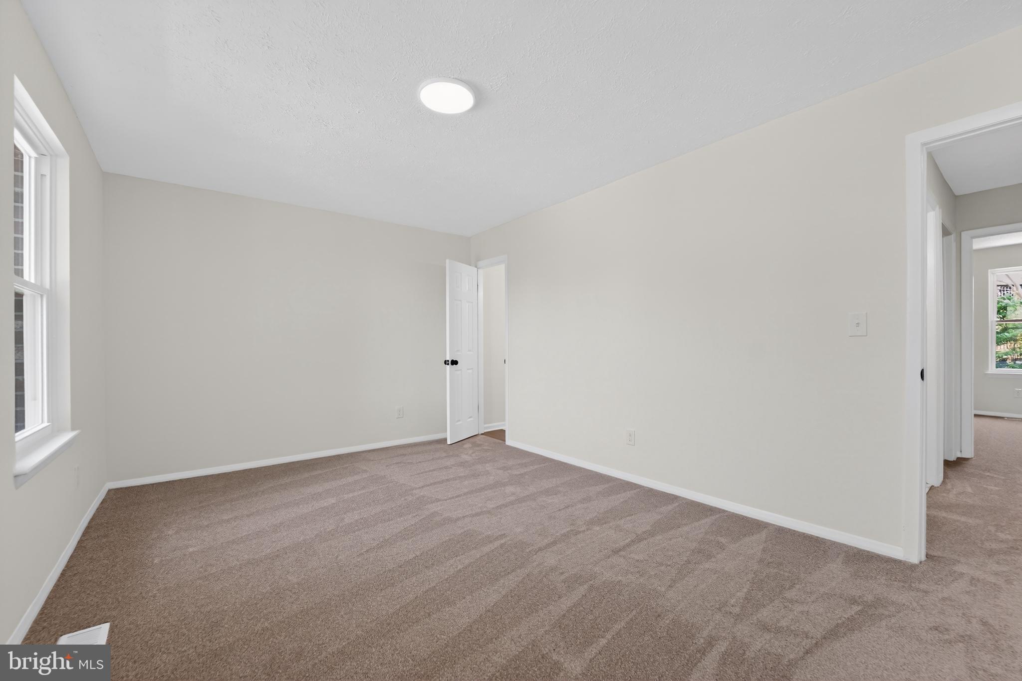 OAK HURST - Residential