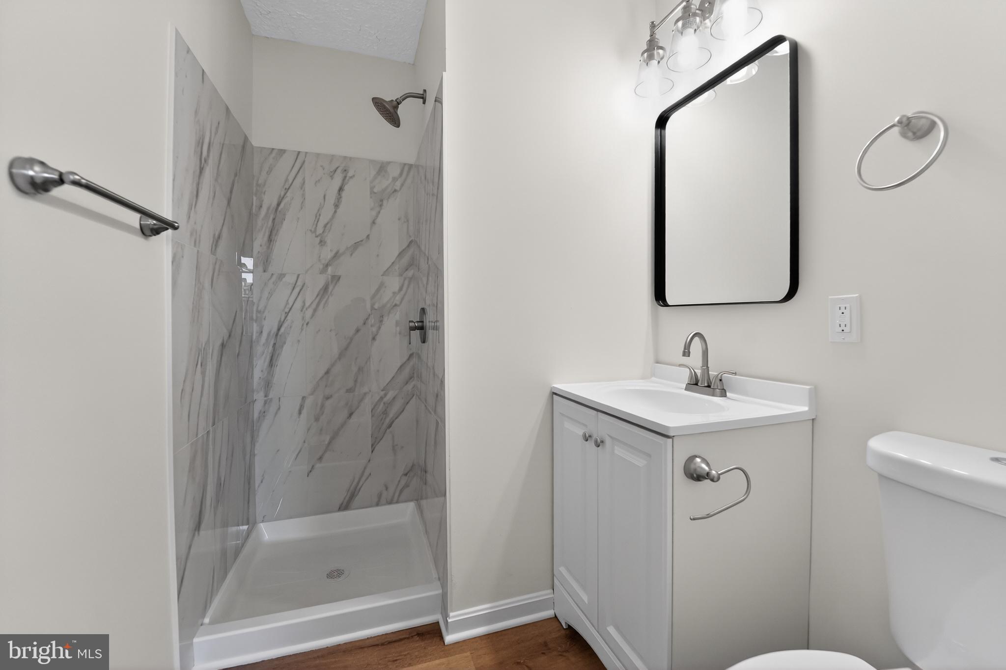 OAK HURST - Residential
