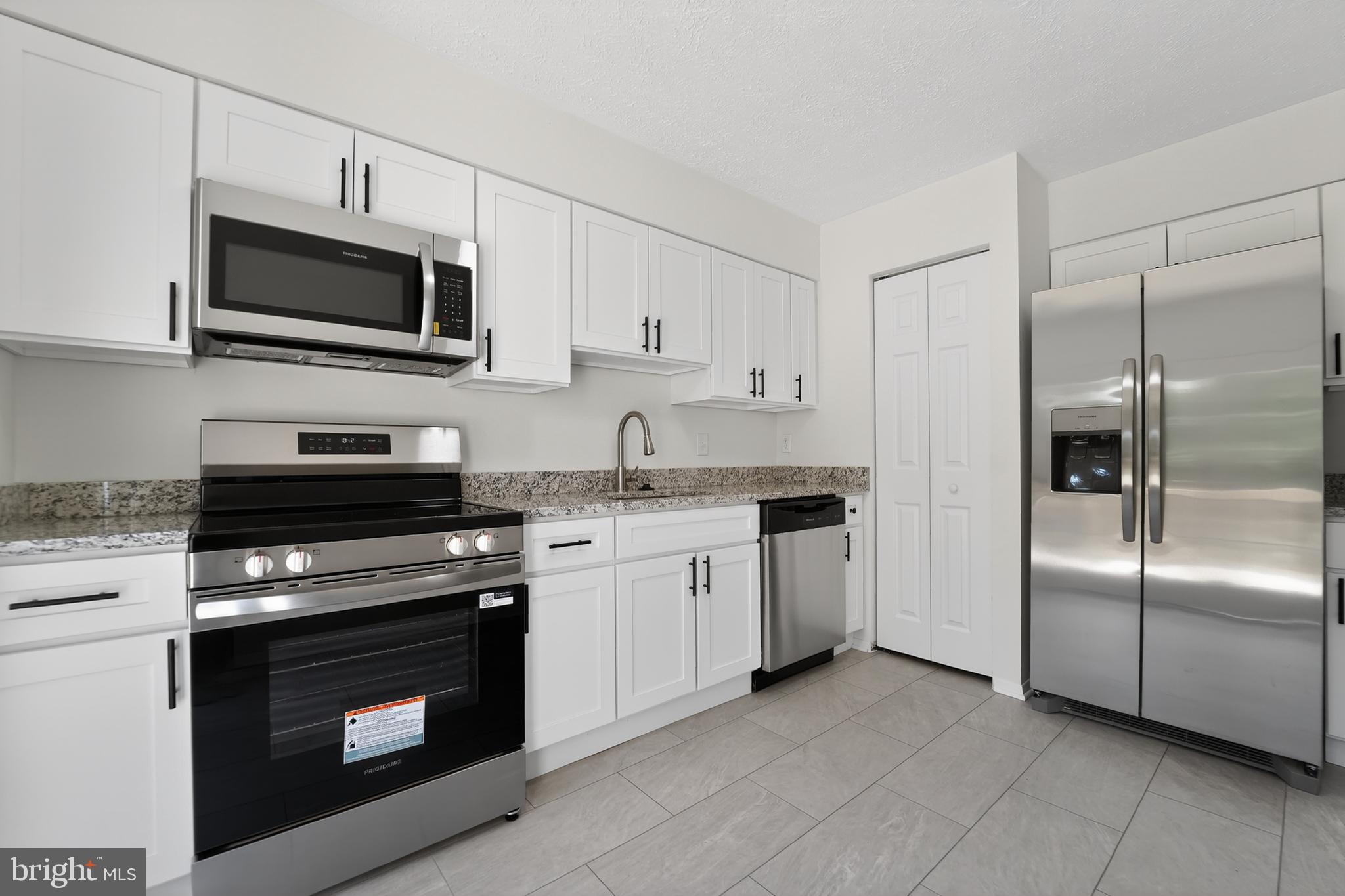 OAK HURST - Residential