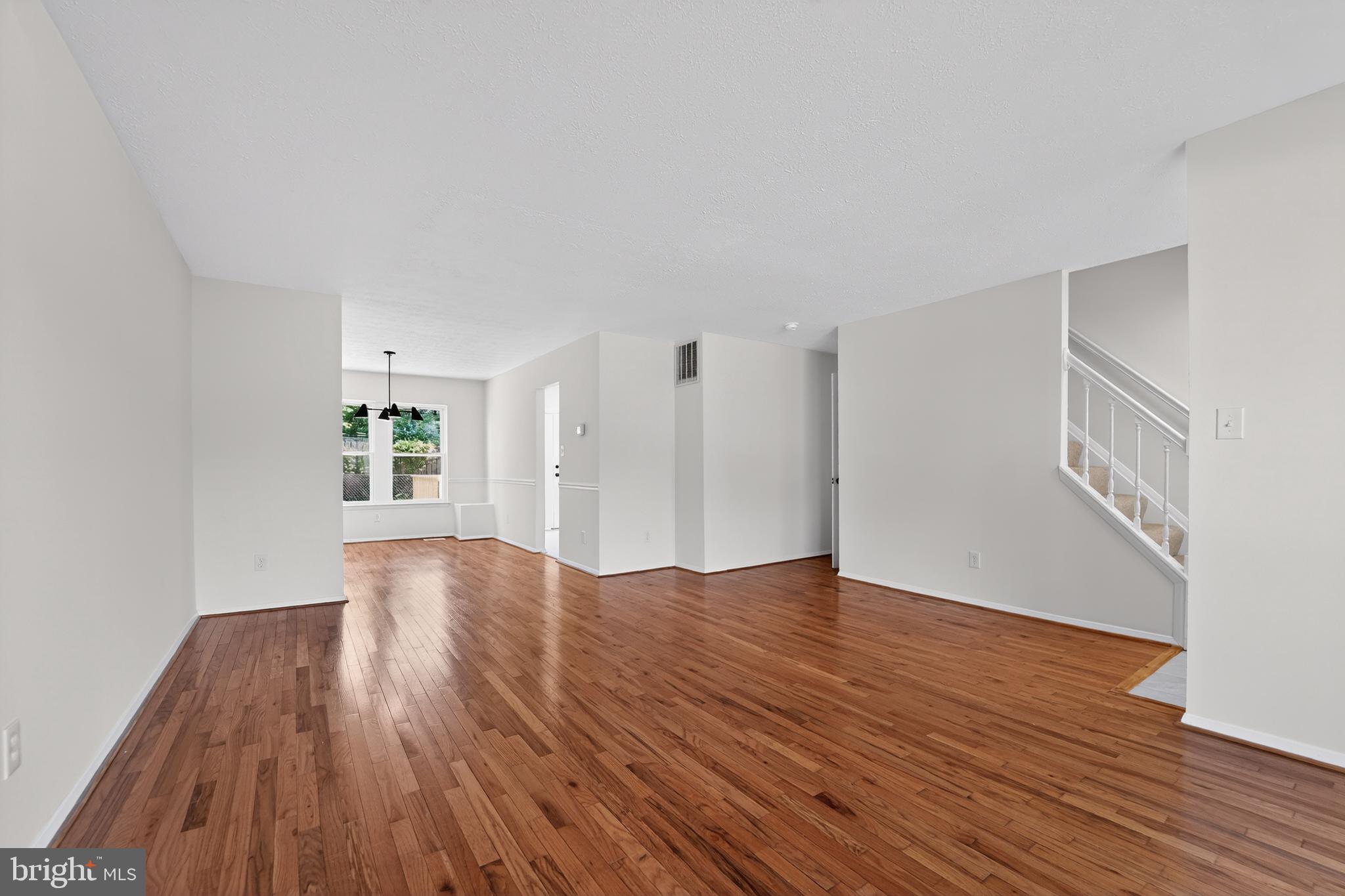 OAK HURST - Residential