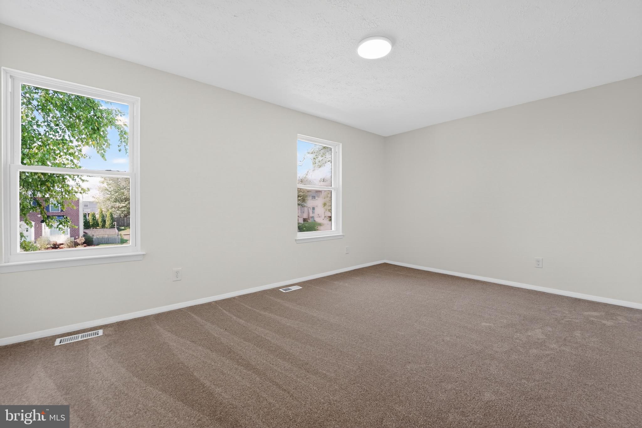 OAK HURST - Residential