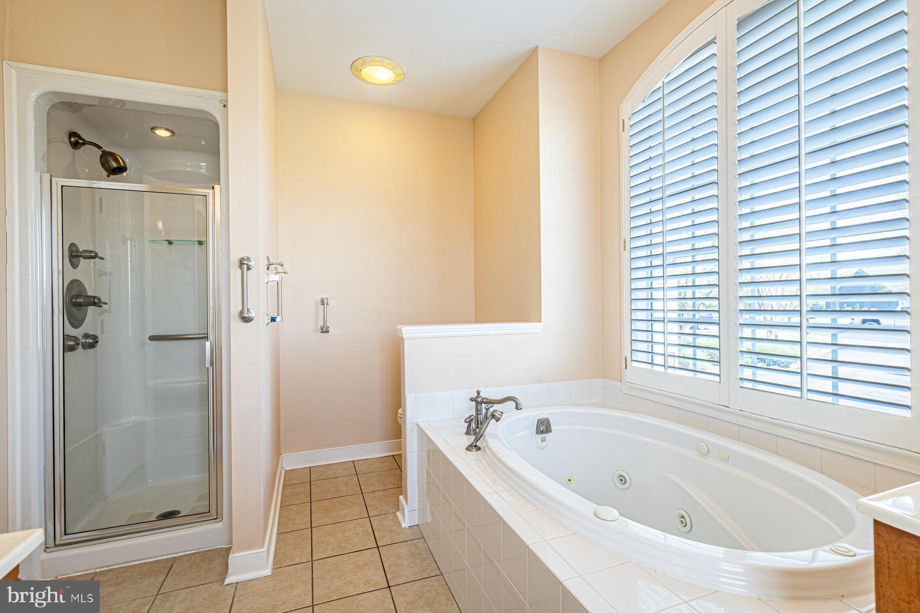 HILLS QUARTER - Residential