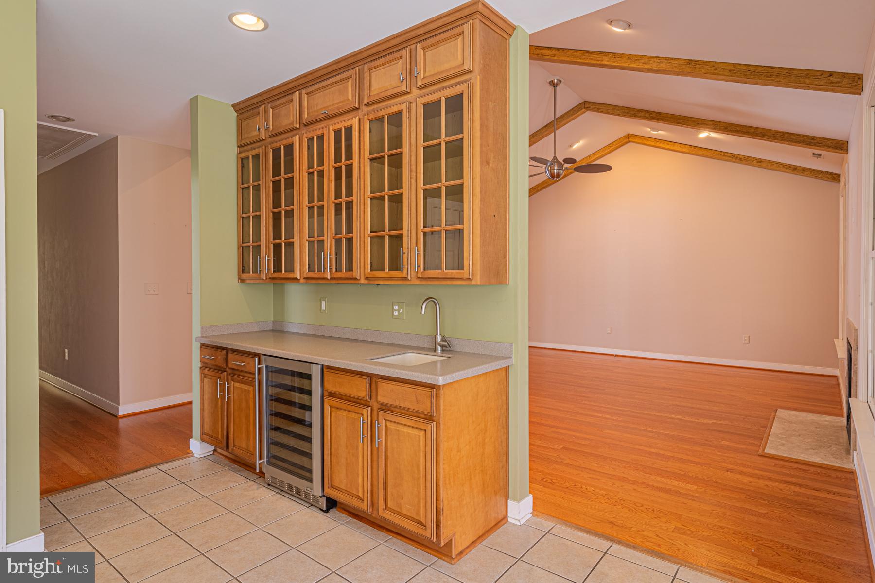 HILLS QUARTER - Residential