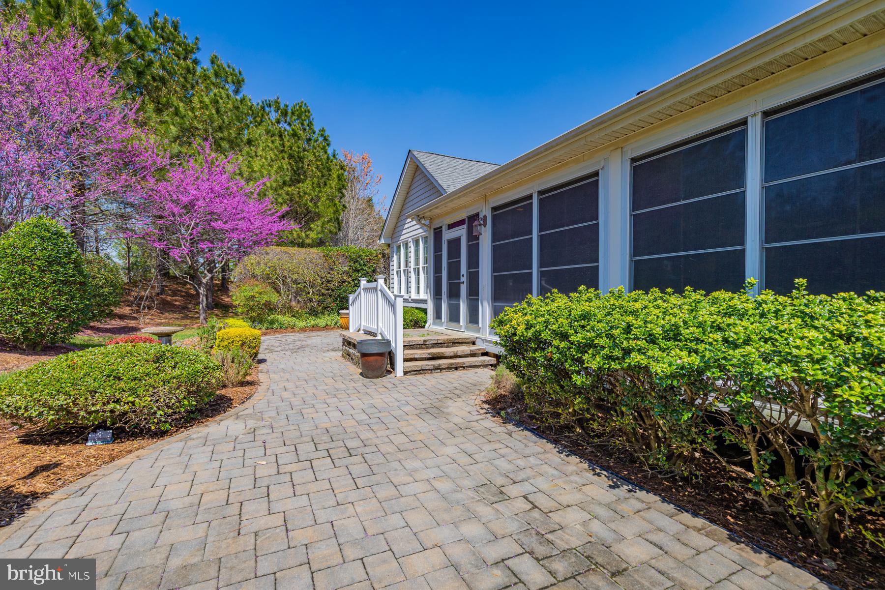 HILLS QUARTER - Residential