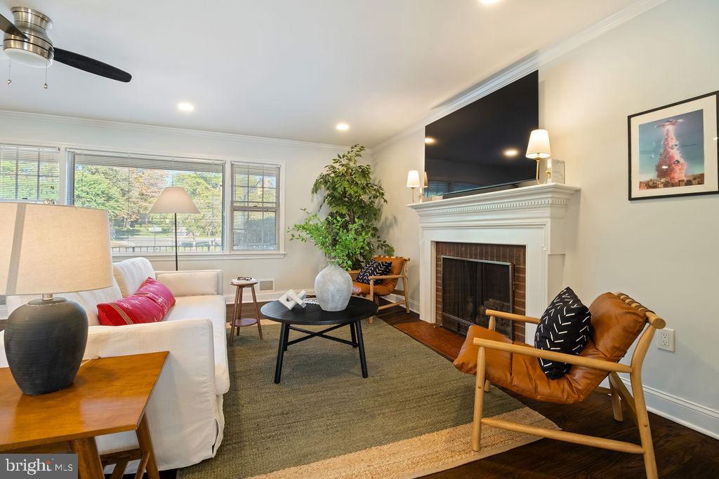 ROCK SPRING - Residential