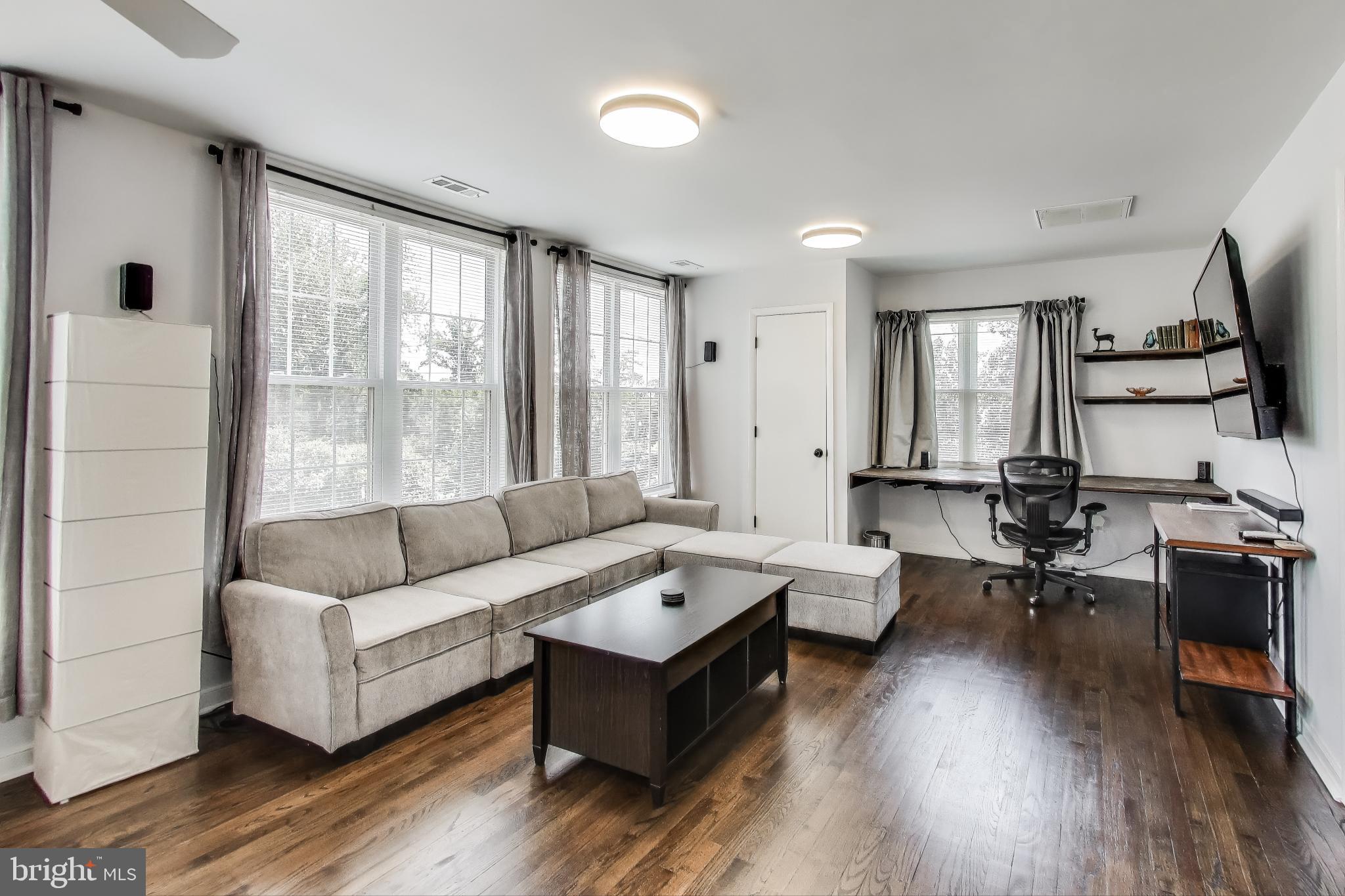 ROCK SPRING - Residential